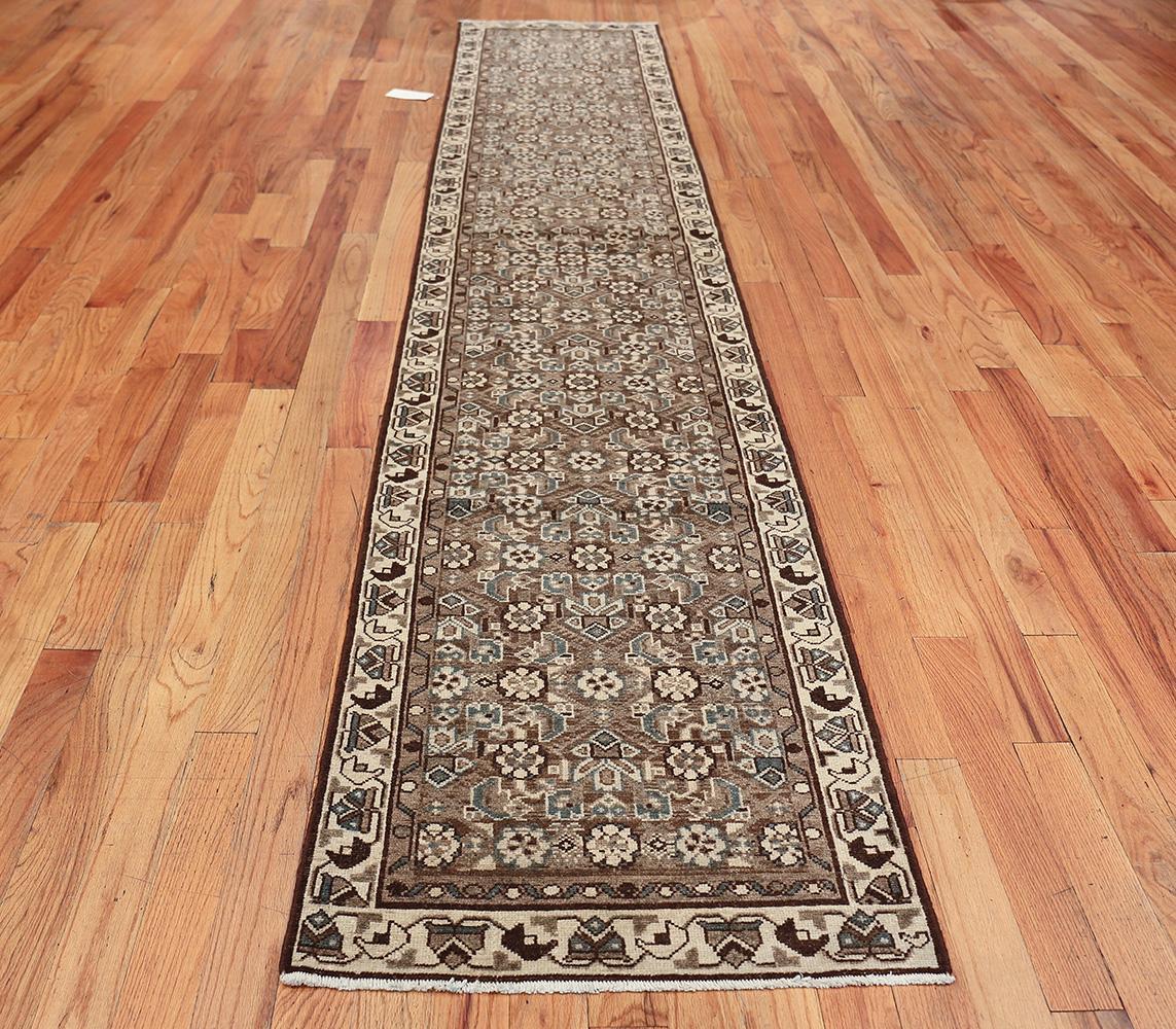 Malayer rugs – Antique rugs from the Malayer region embody an angular northwestern style that is best defined by its diversity in style and color. Malayer is a city and an eponymous County located within the province of Hamadan. It is located