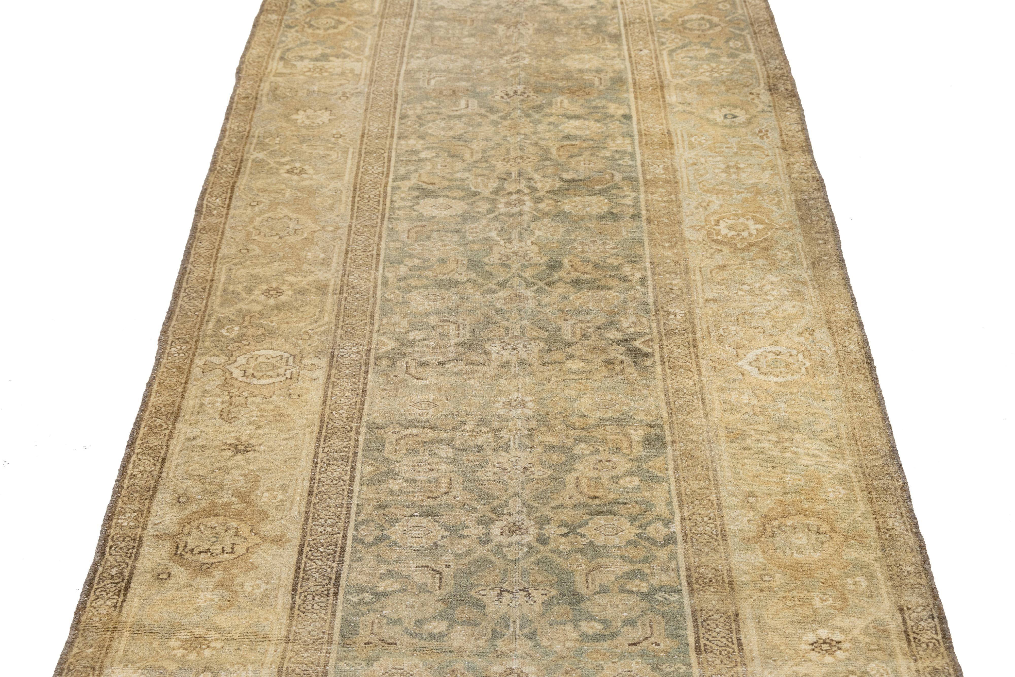 Lana Antico runner in lana persiana Malayer in blu e beige con disegno floreale in vendita