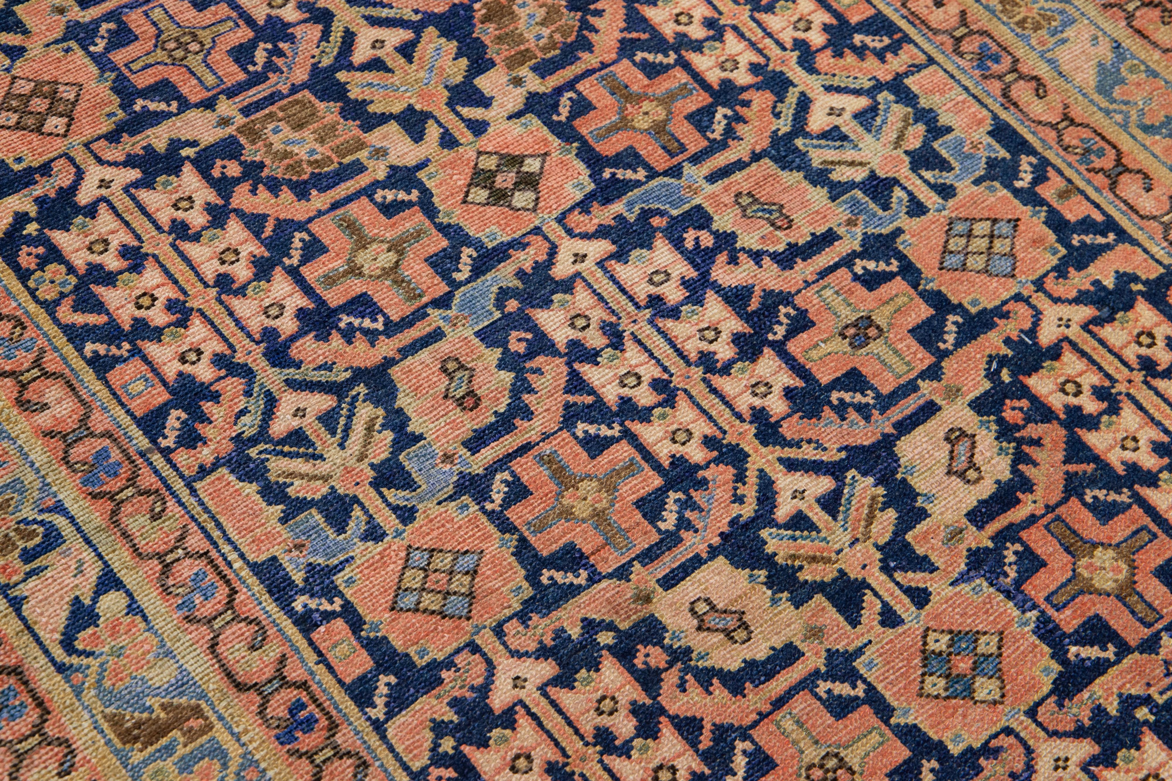 Antiker Malayer-Läufer aus persischer Wolle in Blau mit geometrischem Design im Angebot 2