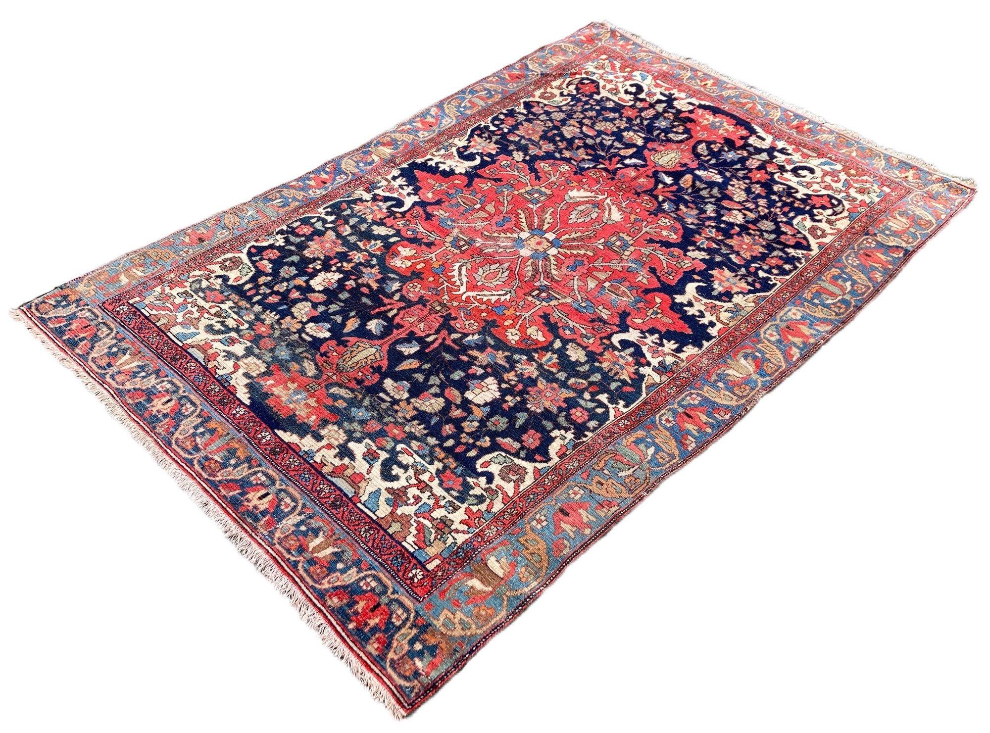 Antique Malayer Rug 1.78m x 1.19m In Fair Condition For Sale In St. Albans, GB