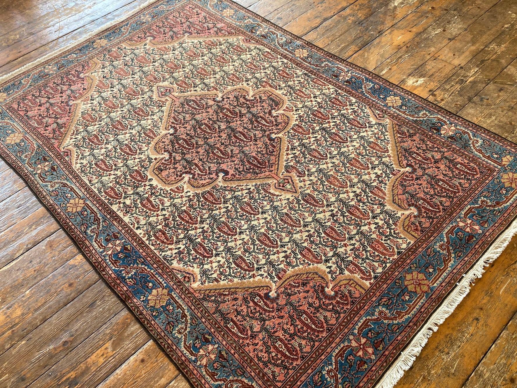 Early 20th Century Antique Malayer Rug 1.97m X 1.32m For Sale