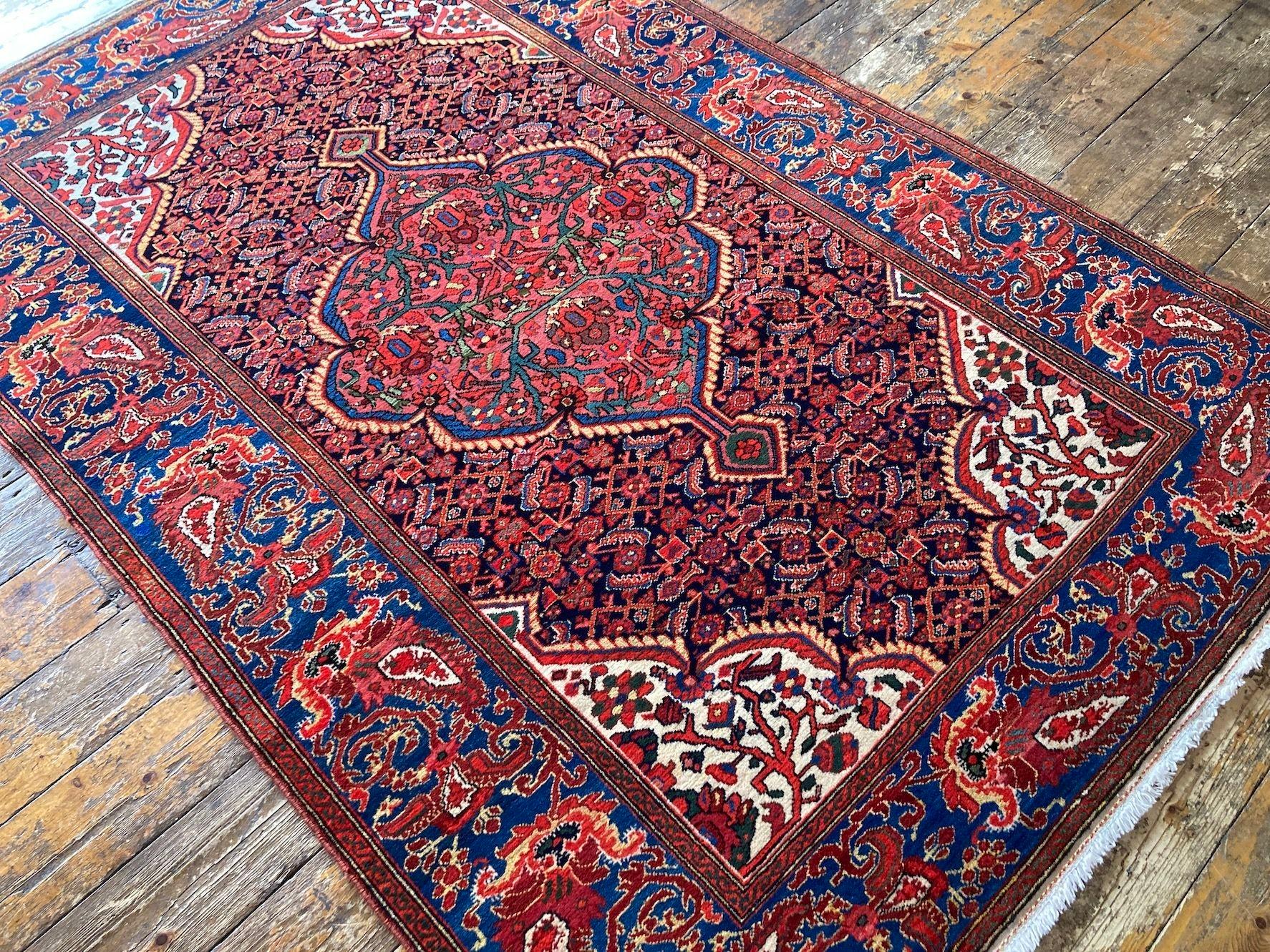 Early 20th Century Antique Malayer Rug 2.00m X 1.35m For Sale