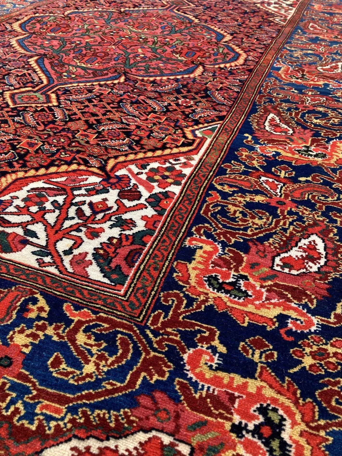 Antiker Malayer Teppich 2.00m X 1.35m im Angebot 3