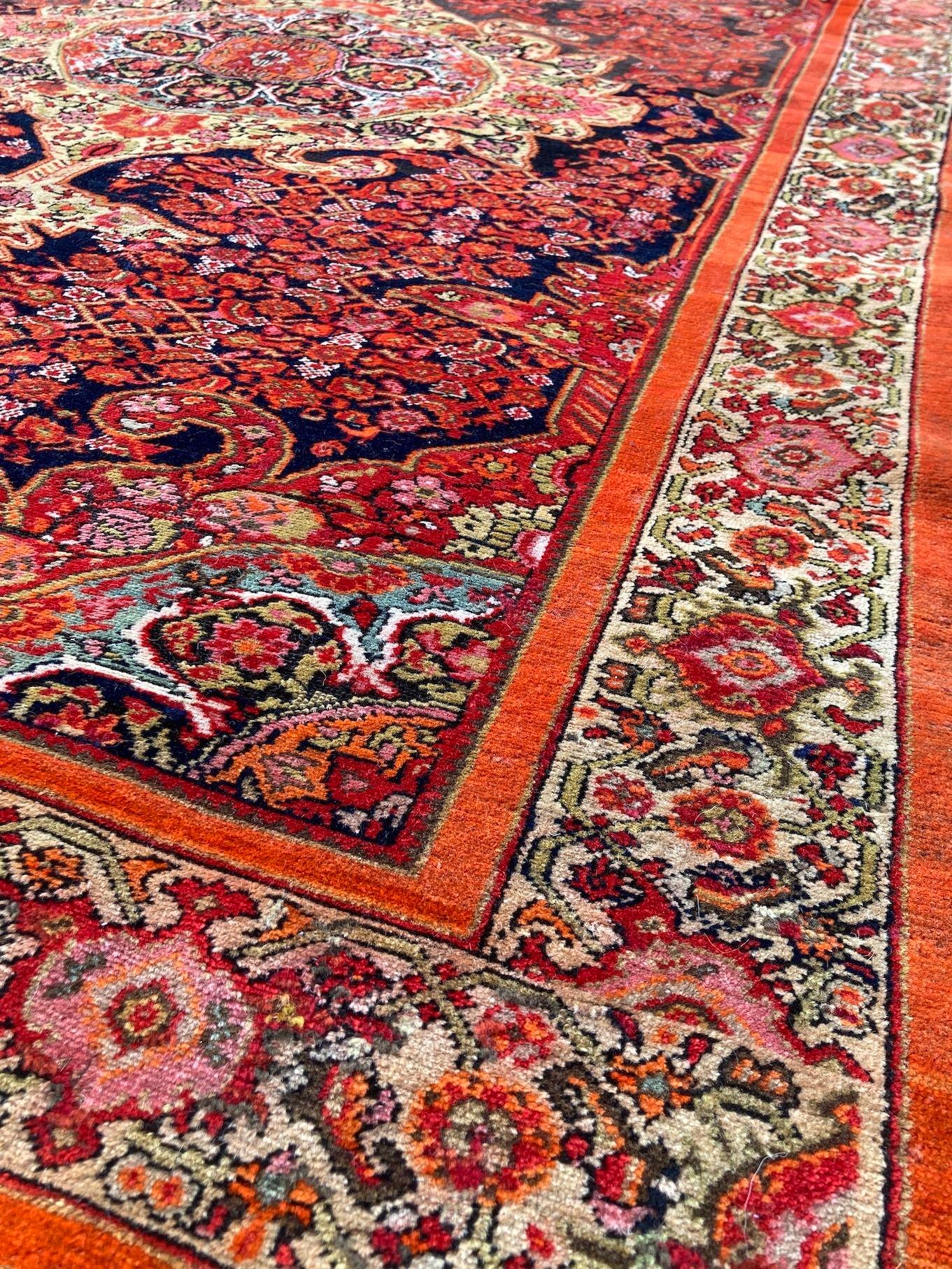 Antique Malayer Rug 2.06m x 1.40m For Sale 3