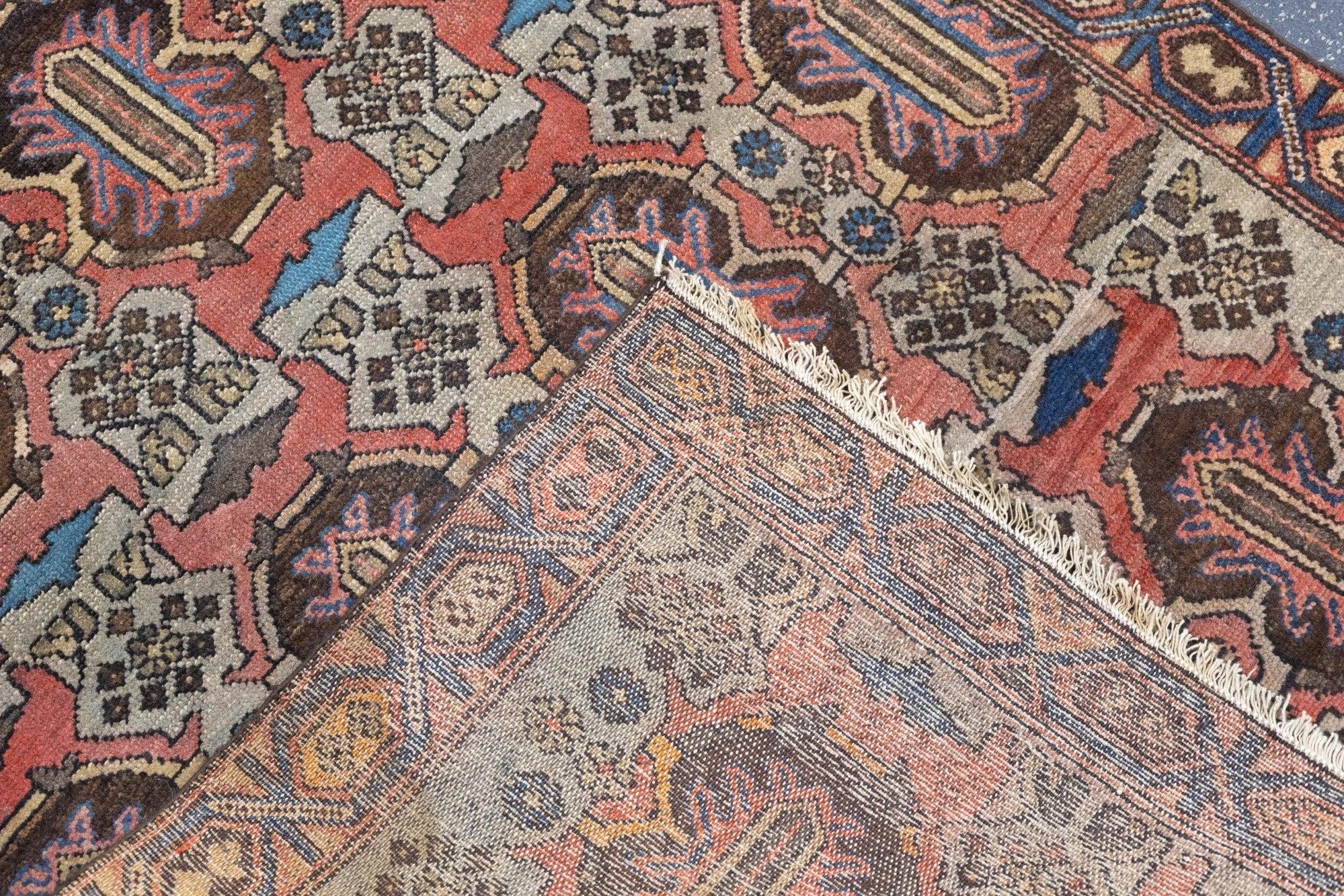 Antique Malayer Rug 3'2'' x 6'3'' In Good Condition For Sale In New York, NY