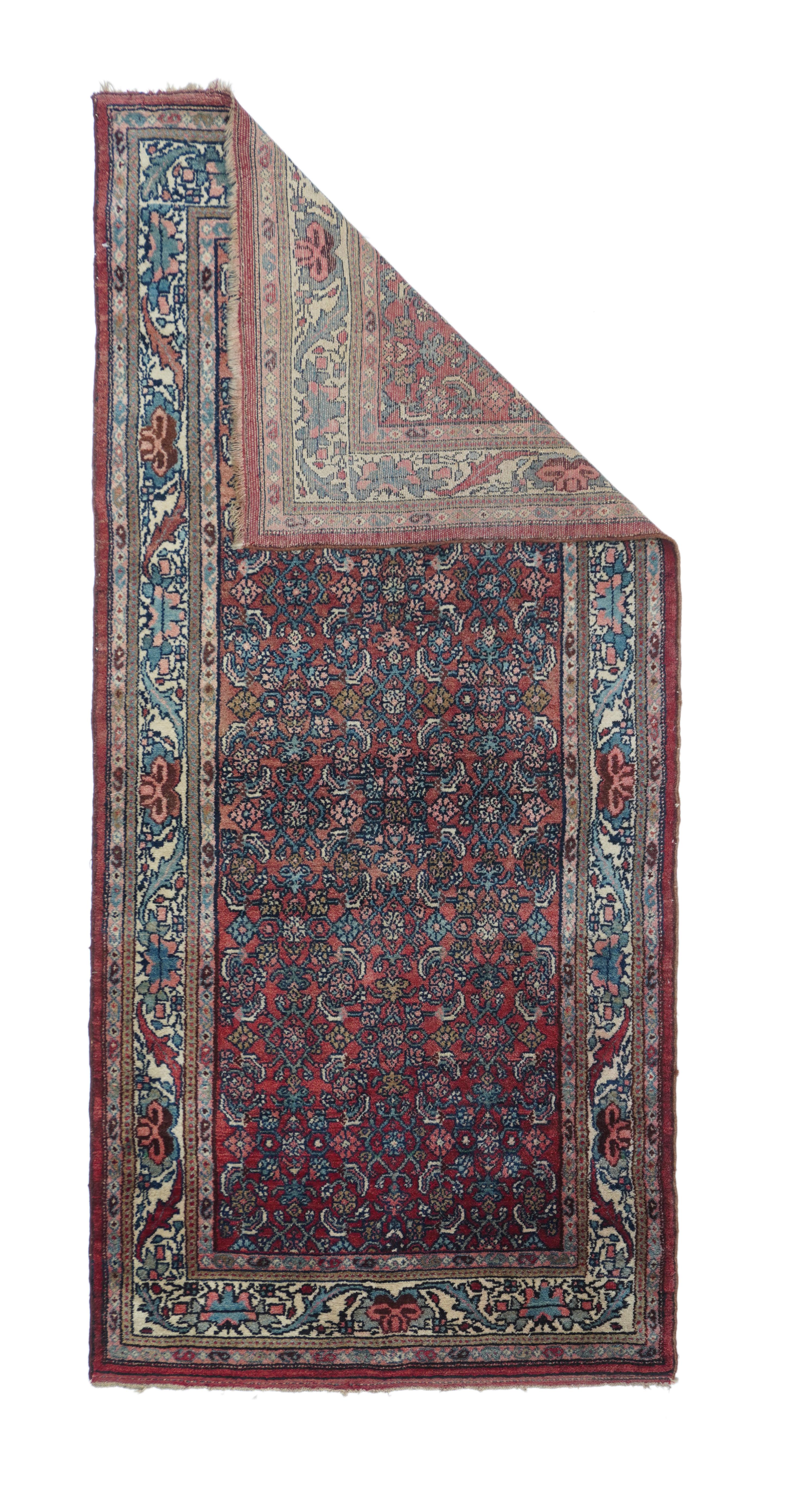 Antique Malayer rug, measures : 3'4'' x 7'2''.