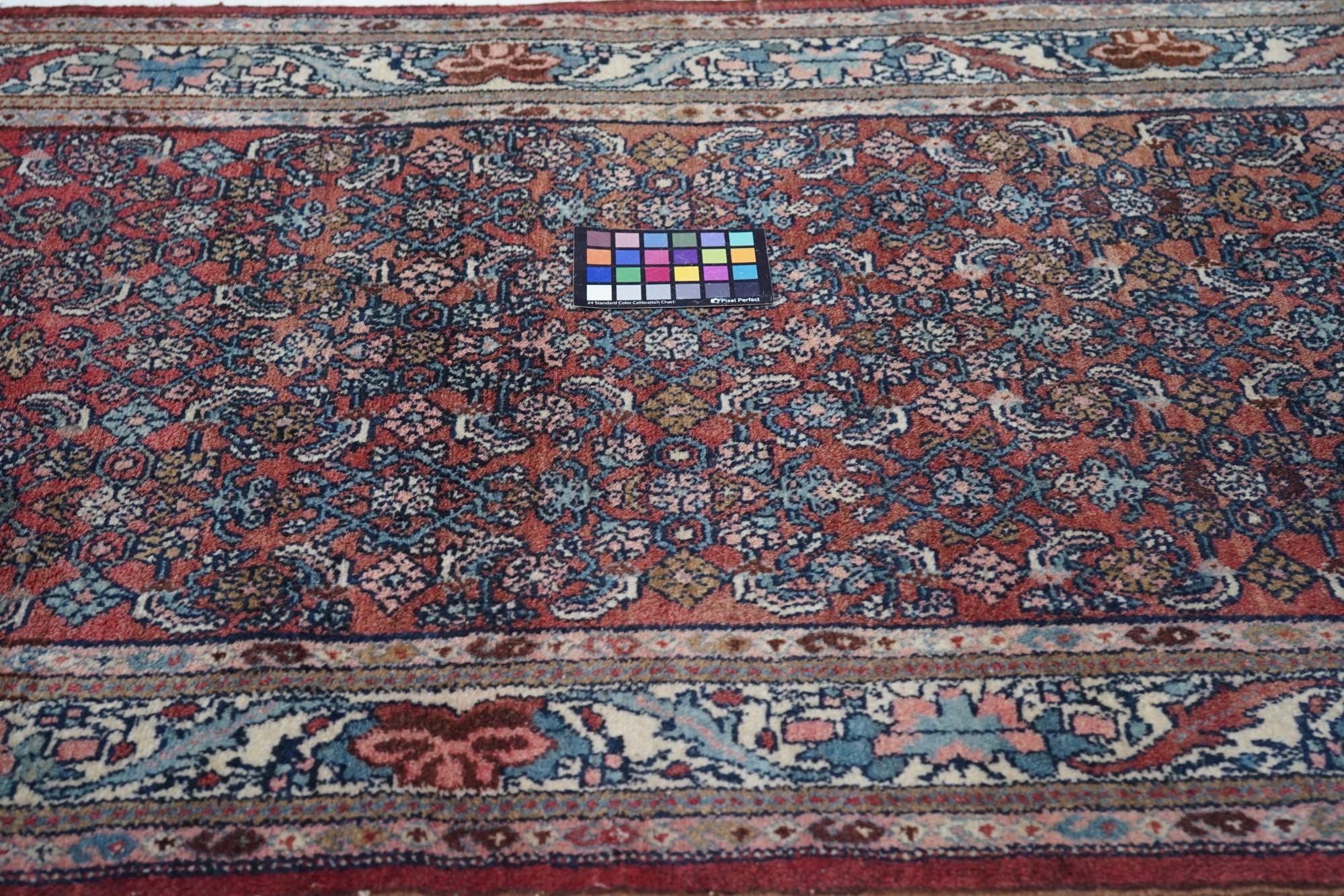 Antique Malayer Rug  For Sale 4