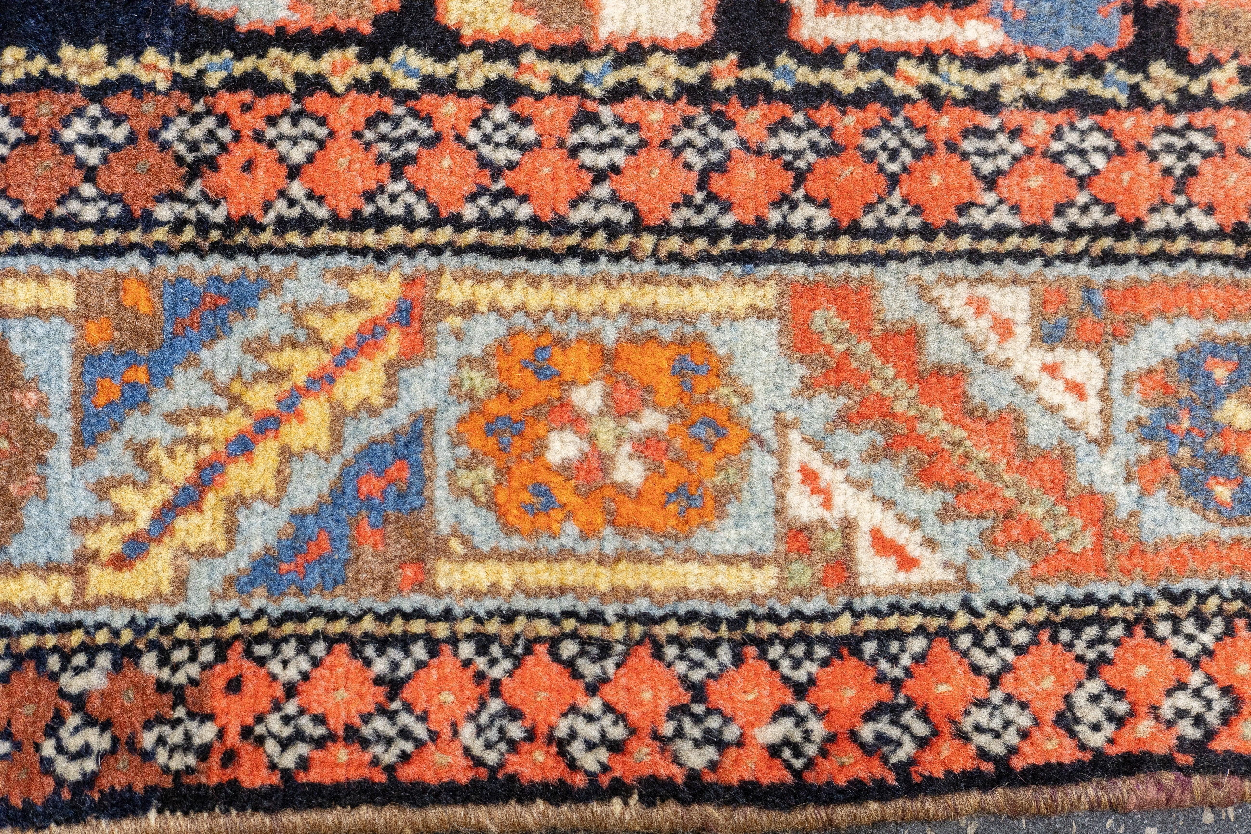 XIXe siècle Tapis Malayer ancien 3'6'' x 4'8'' en vente