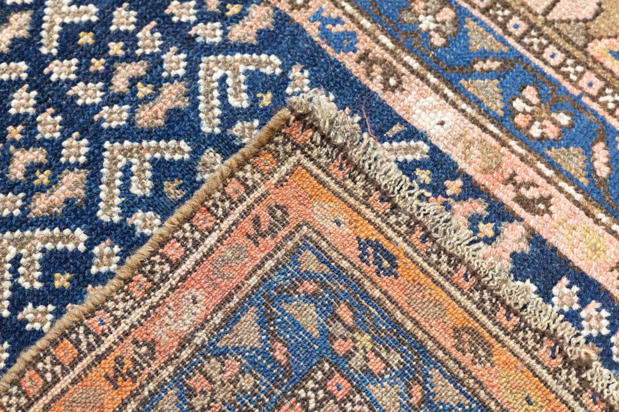 Antiker Malayer-Teppich 4'0