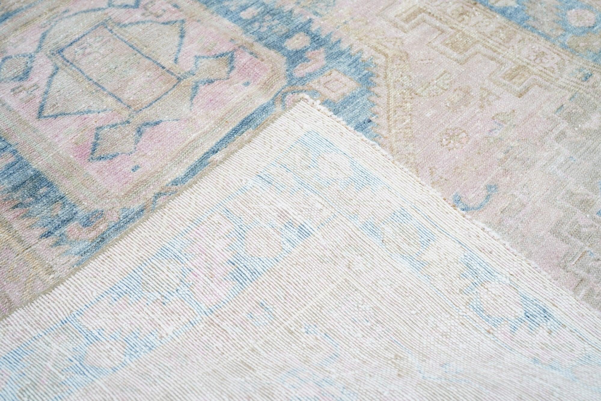 Antiker Malayer-Teppich 4'1'' x 6'2'' im Angebot 2