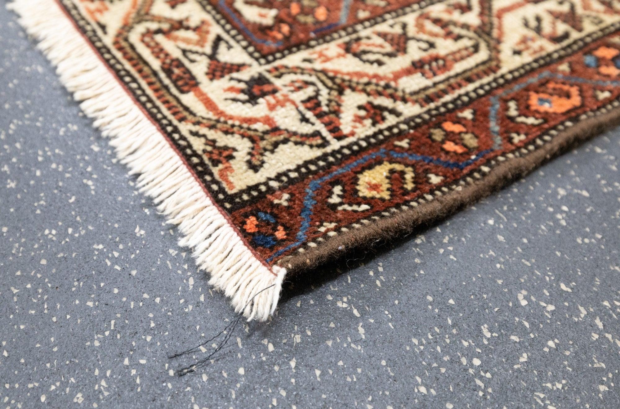 Perse Tapis Malayer ancien 4'3'' x 6'0