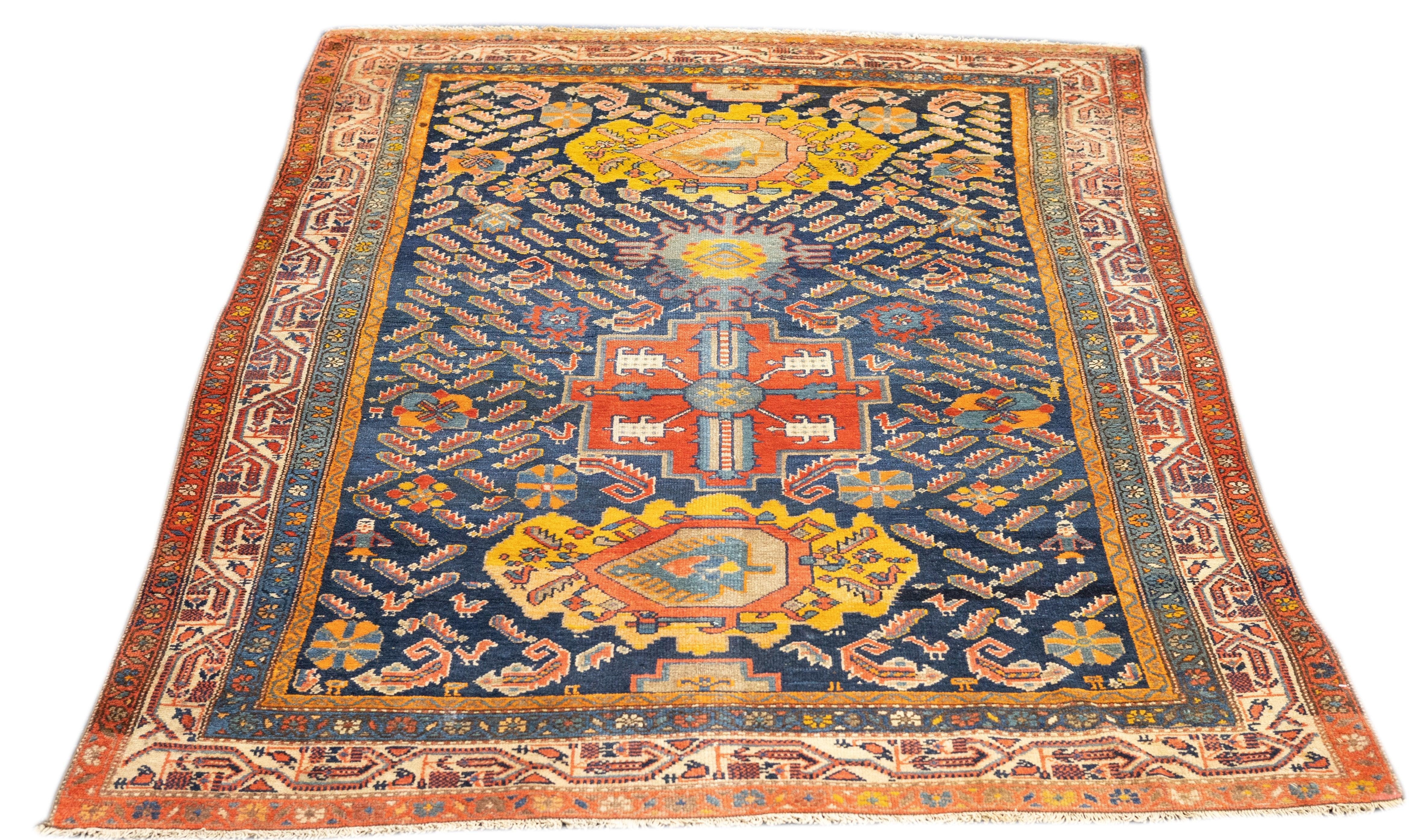 Antique Malayer Rug 4'4'' x 6'2'' In Good Condition For Sale In New York, NY