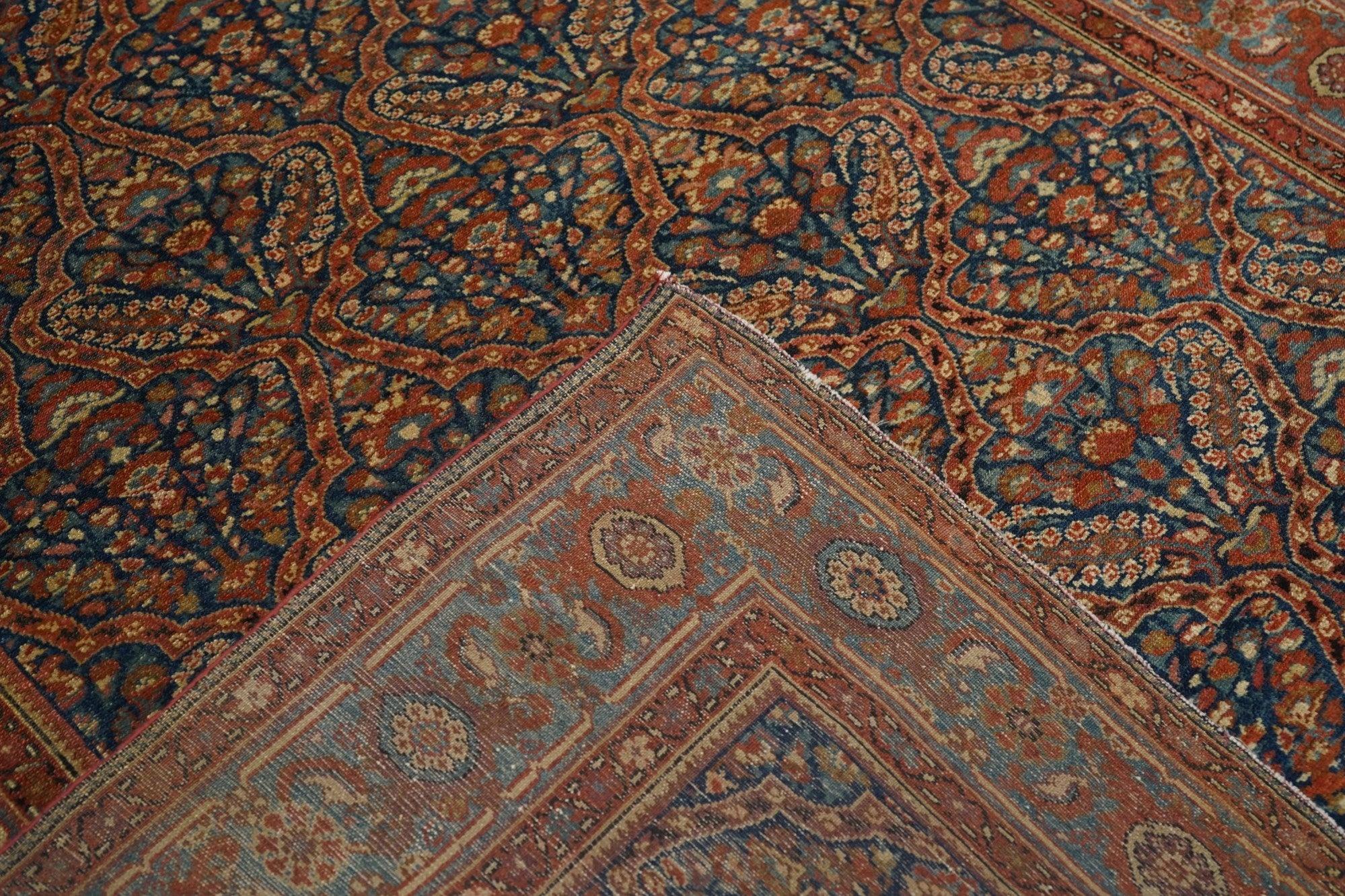 Antiker Malayer-Teppich 4'4'' x 6'6'' im Angebot 4