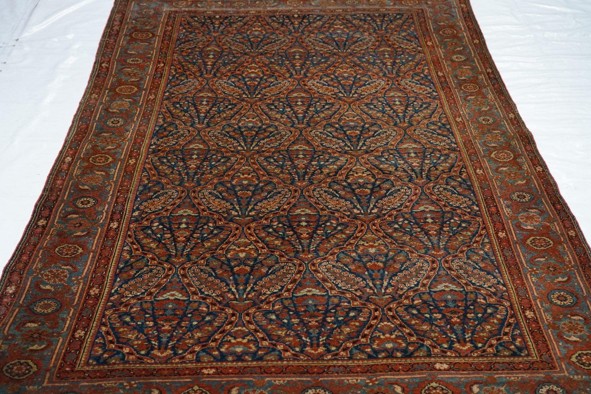 Antiker Malayer-Teppich 4'4'' x 6'6'' (Wolle) im Angebot