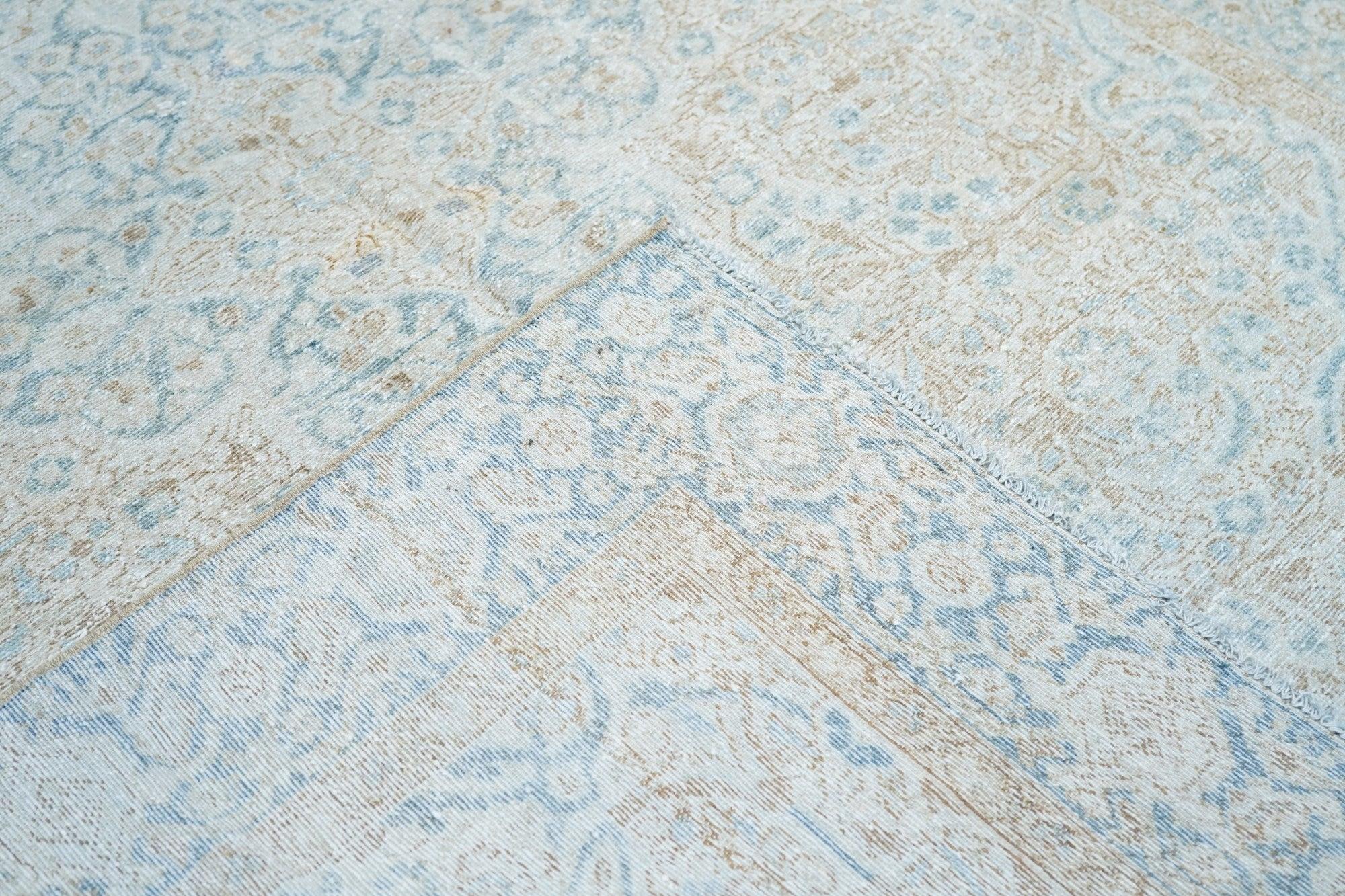 Antiker Malayer-Teppich 4'7'' x 6'7'' im Angebot 1