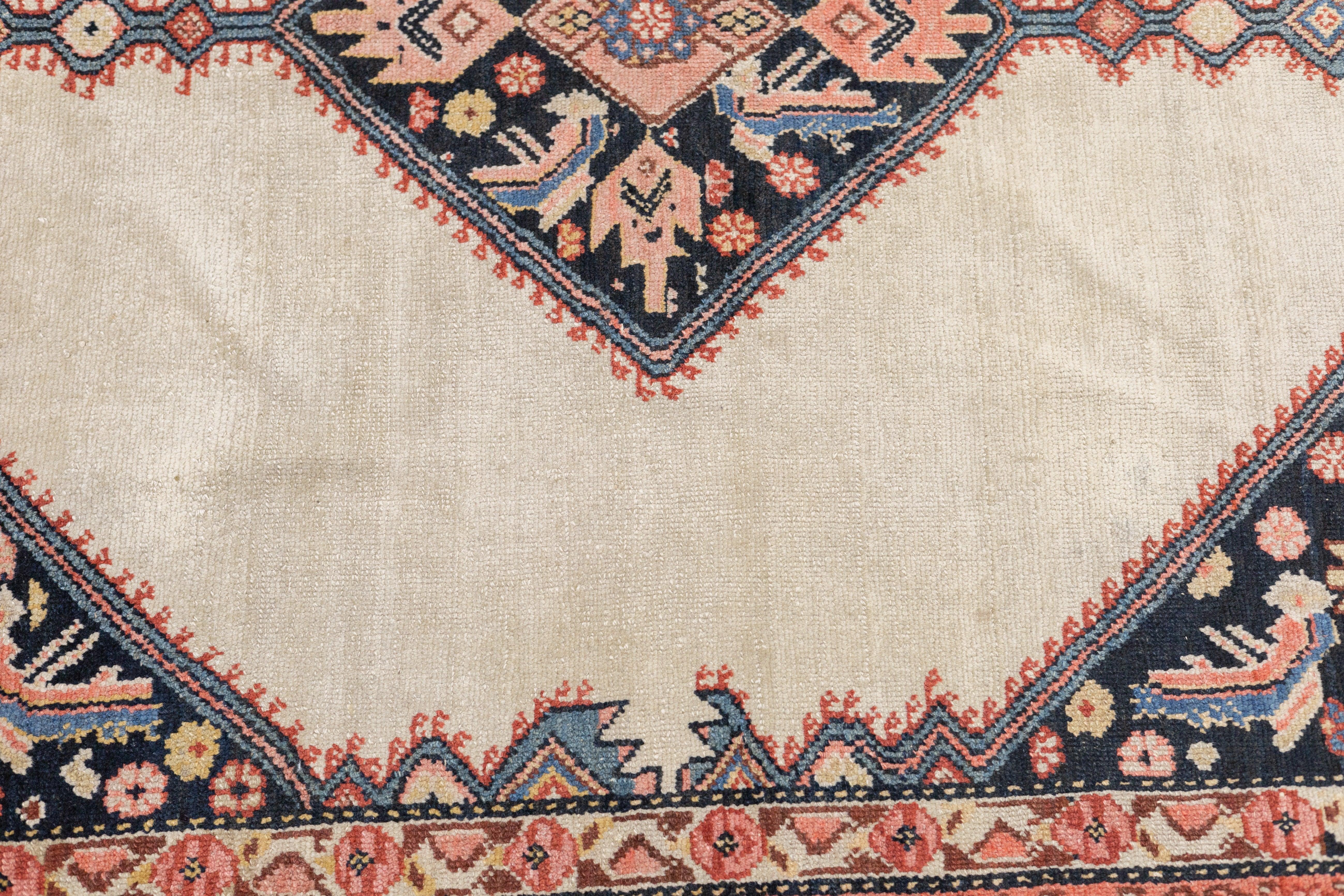 Tapis Malayer antique 5'0