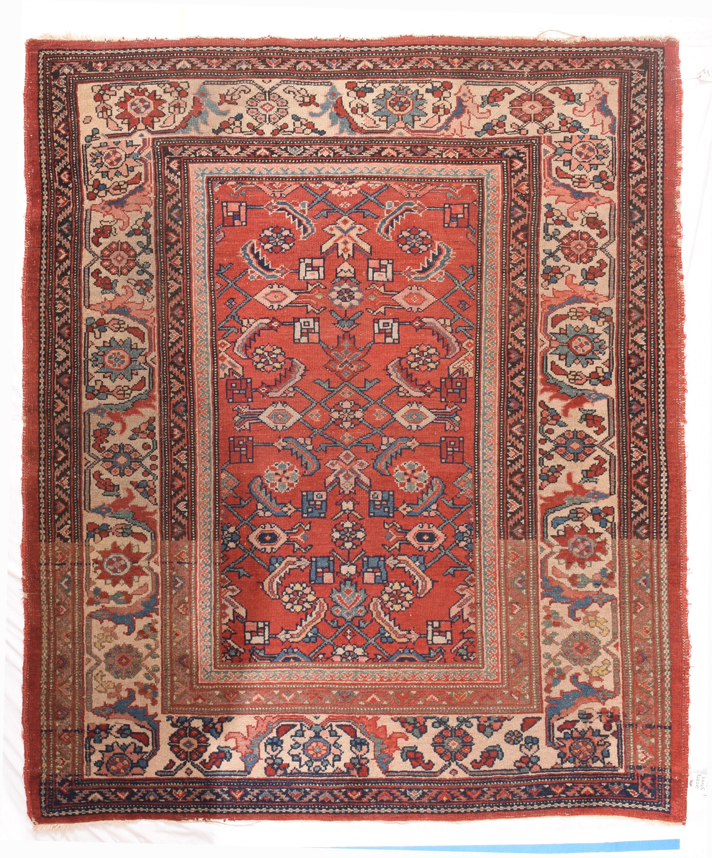 Antiker Malayer-Teppich 5'3'' x 6'3'' (Frühes 20. Jahrhundert) im Angebot