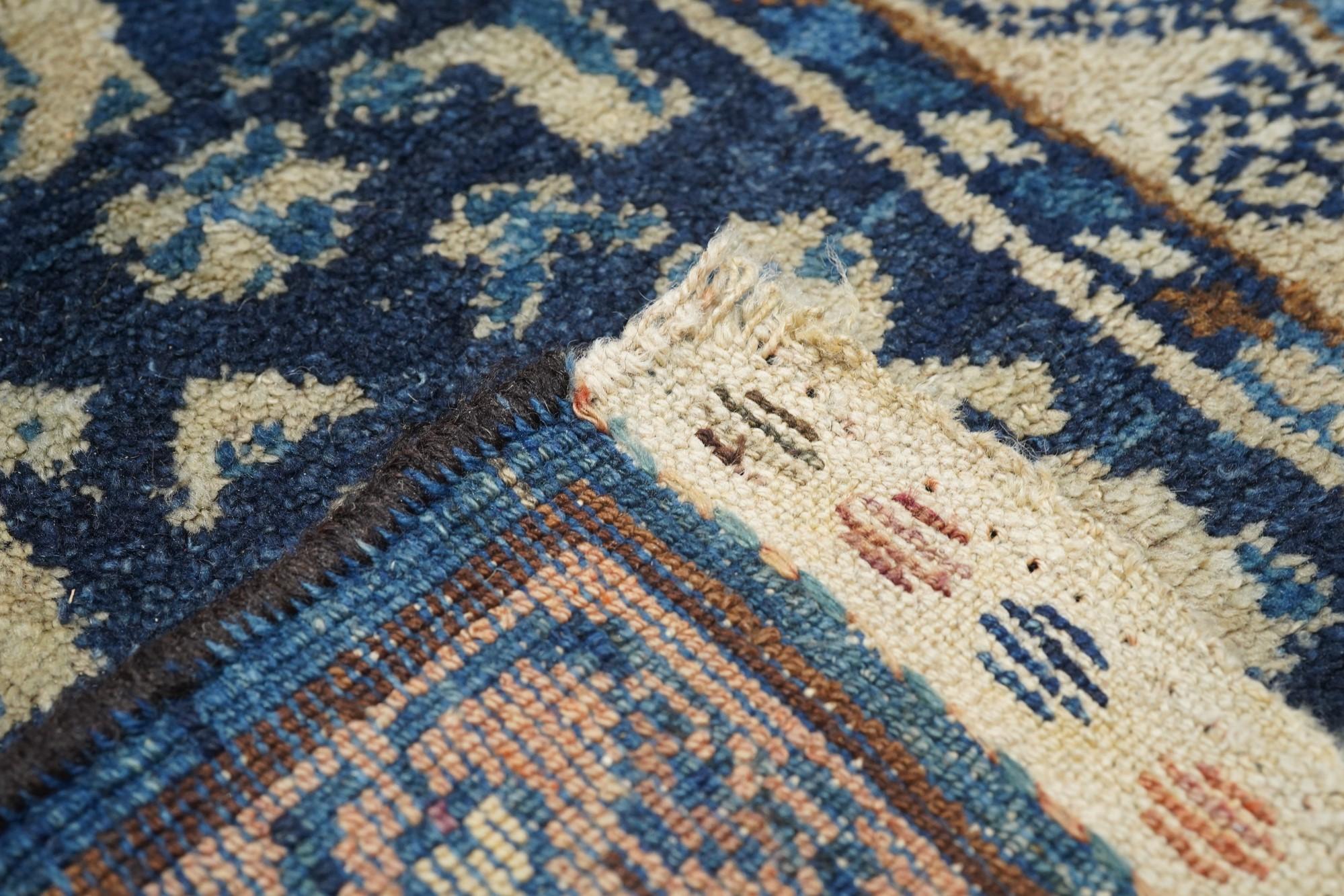Antique Malayer Rug 5'4'' x 7'6'' For Sale 4