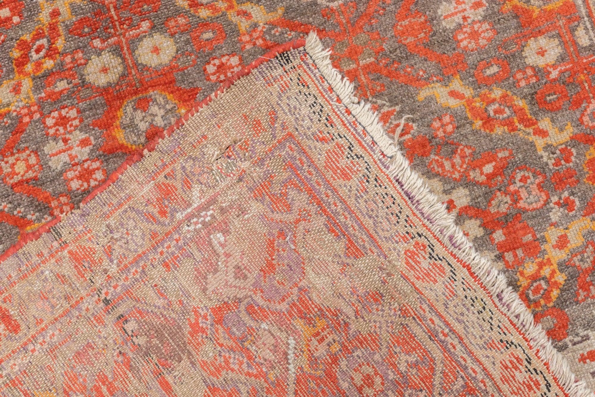 Antique Malayer Rug 5'5'' x 9'10'' For Sale 4