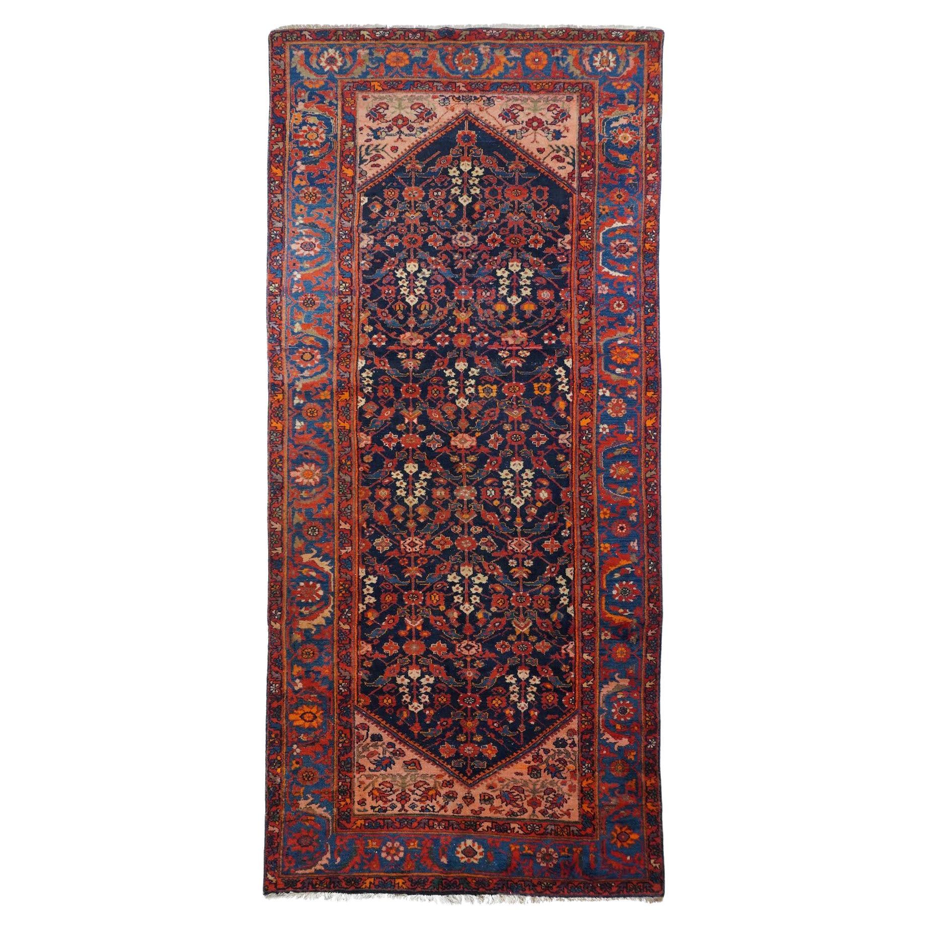 Tapis Malayer antique 5'9'' x 12'10''