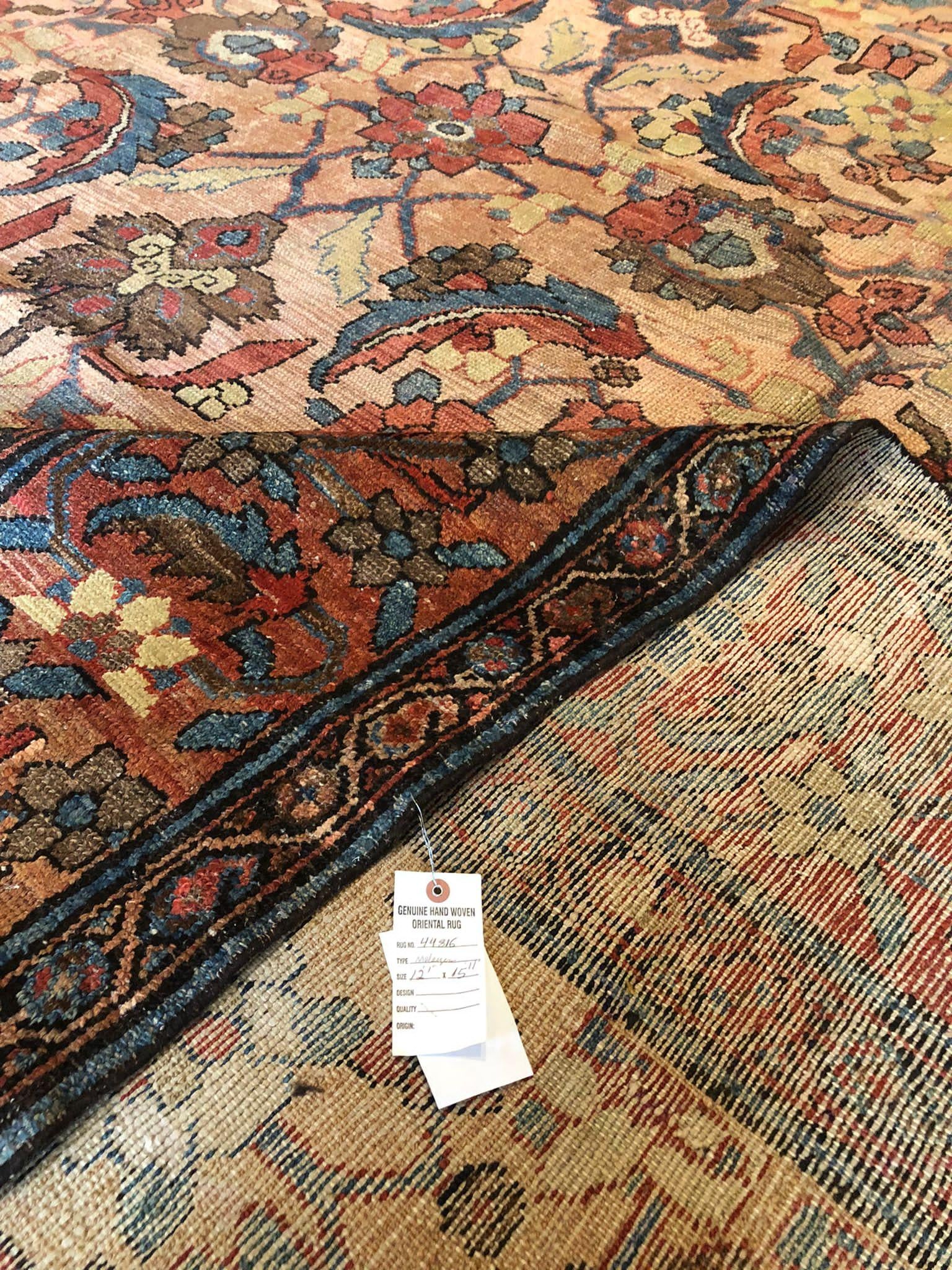 Antique Malayer Rug In Good Condition For Sale In Providence, RI