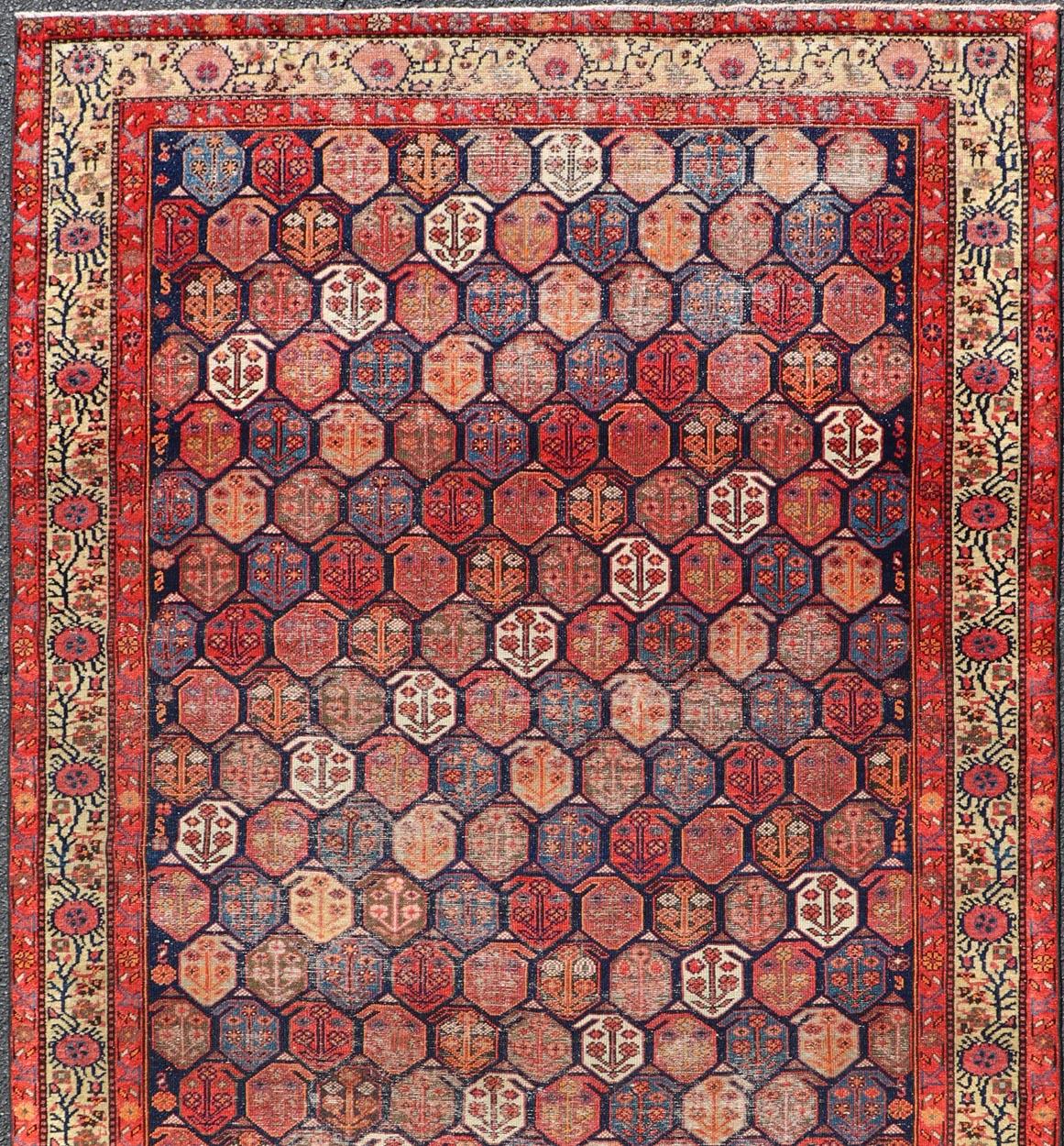 20th Century Antique Malayer Rug in Soft Tones in Wool with Sub-Geometric Paisley Design For Sale
