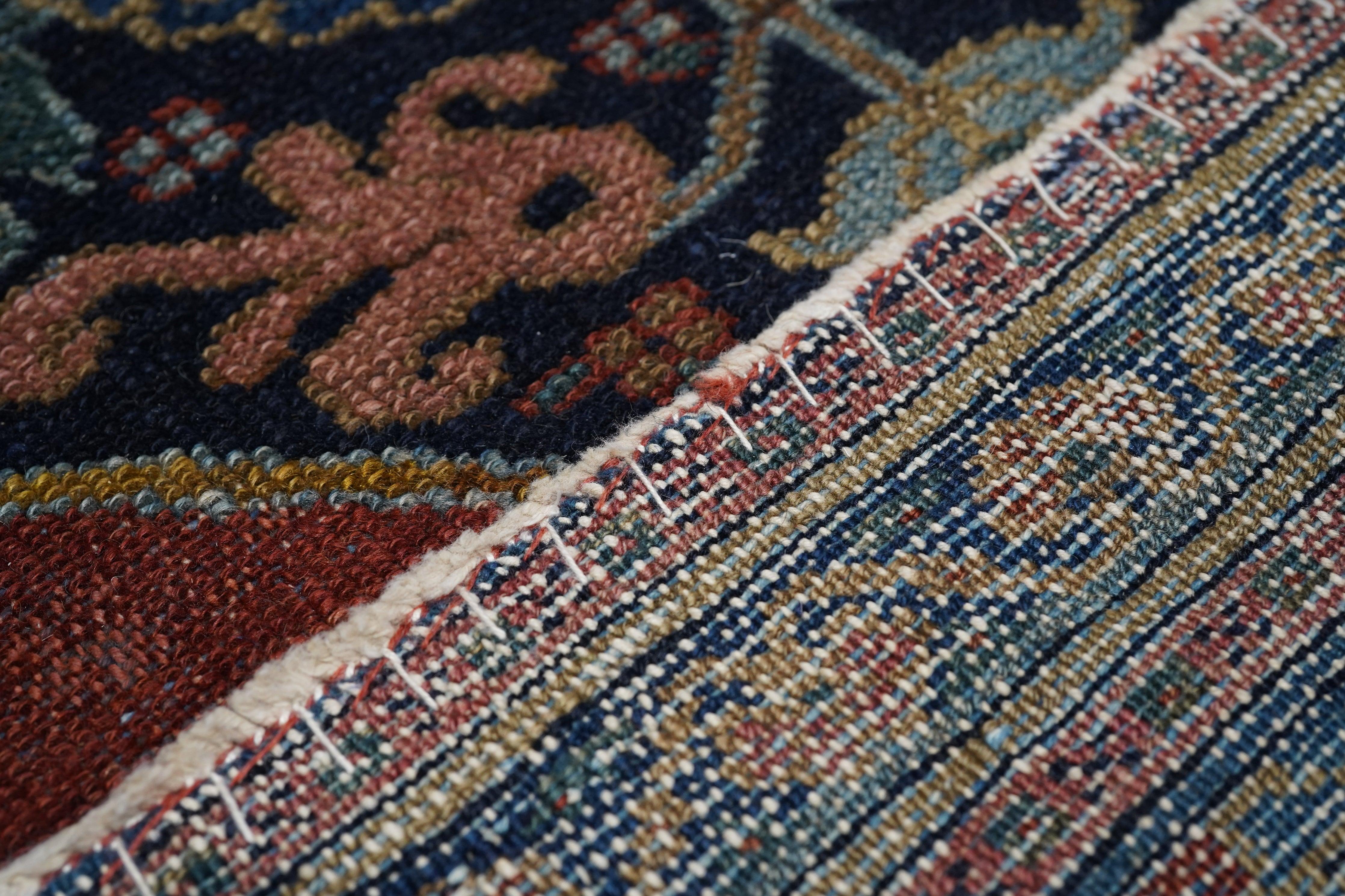 Antiker Malayer-Läufer 2'10'' x 13'0'' im Angebot 2
