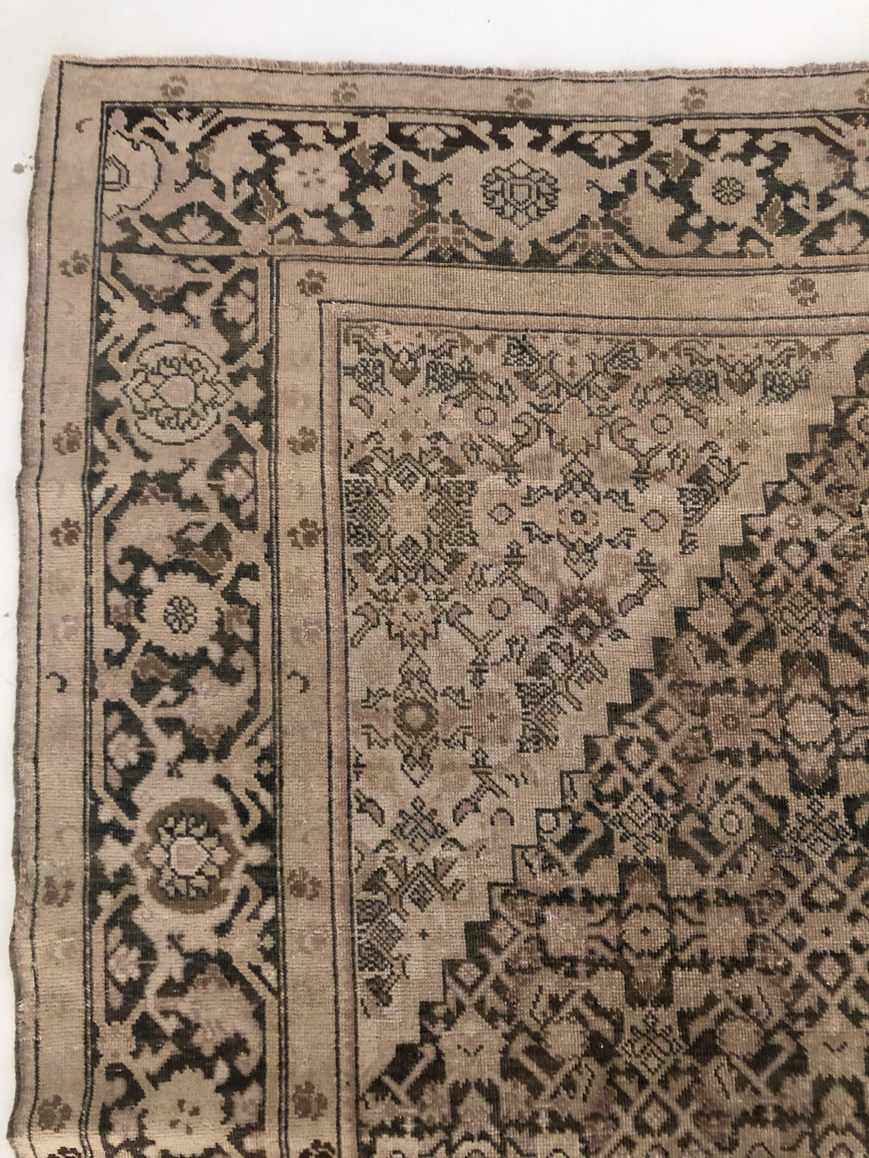 Antique Malayer Runner, circa 1880s In Good Condition For Sale In Los Angeles, CA