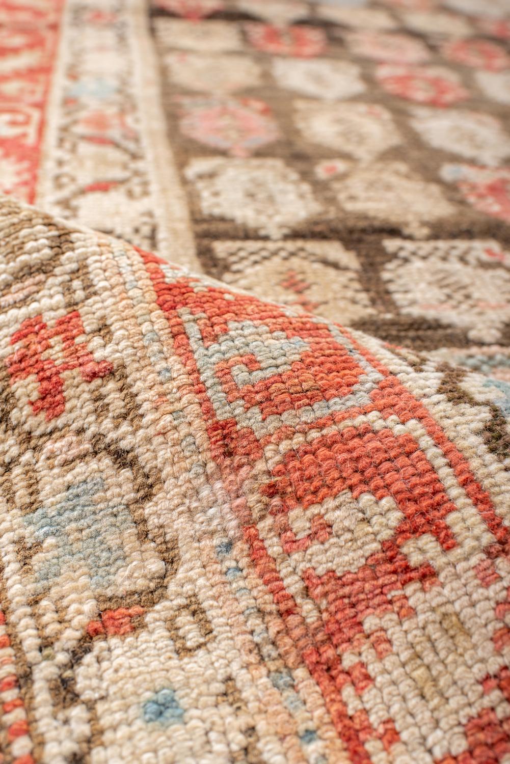 Lana Antico runner Malayer con Charme Antiques floreale in vendita