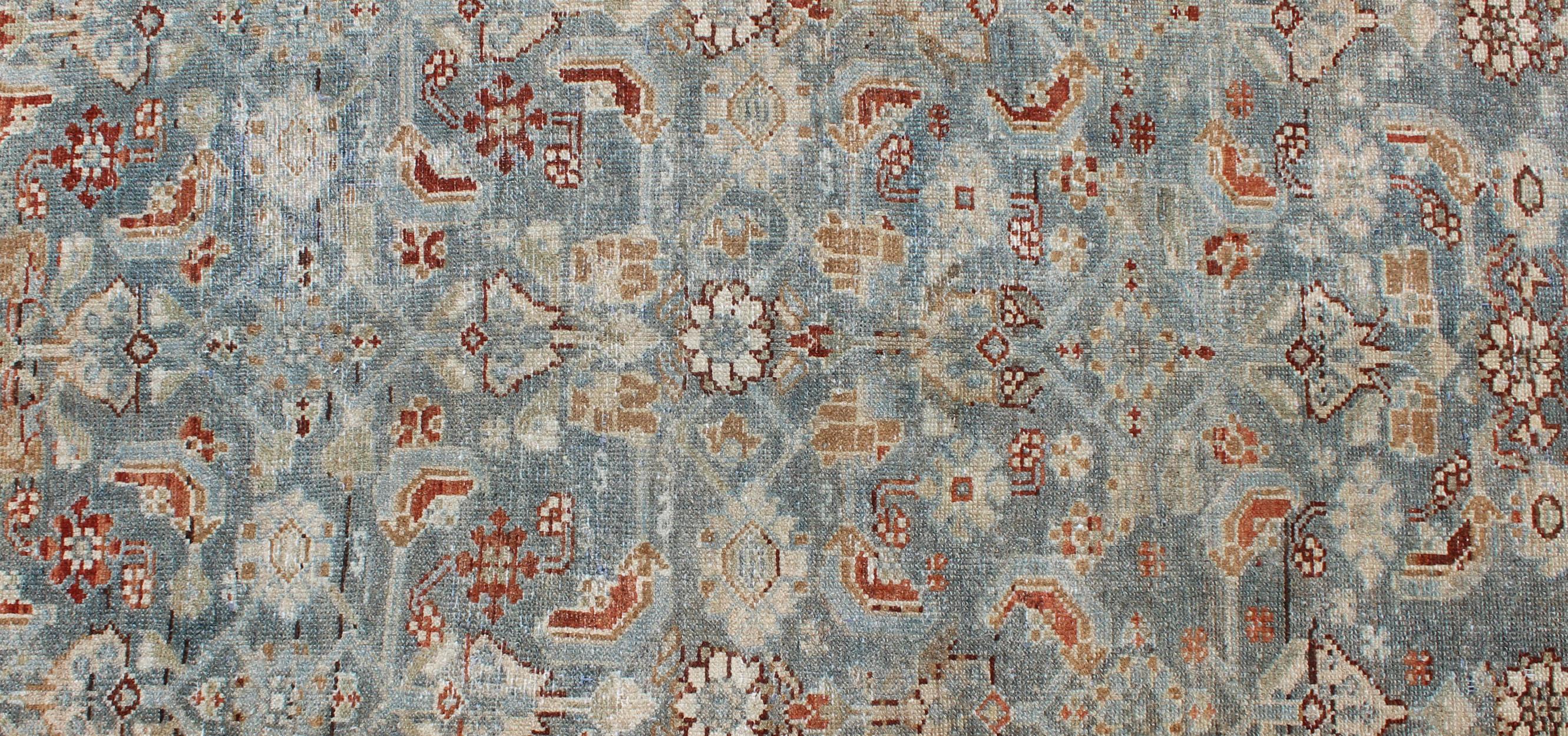 Chemin de table ancien Malayer avec motifs géométriques en bleu gris et orange brûlé Bon état - En vente à Atlanta, GA