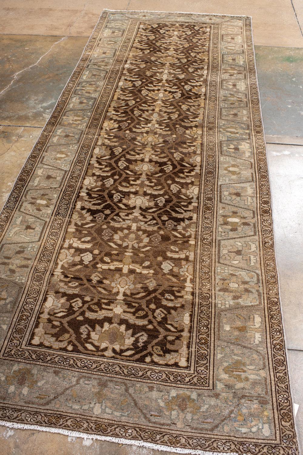 Persiano Antico runner in Malayer con fiori a reticolo in vendita