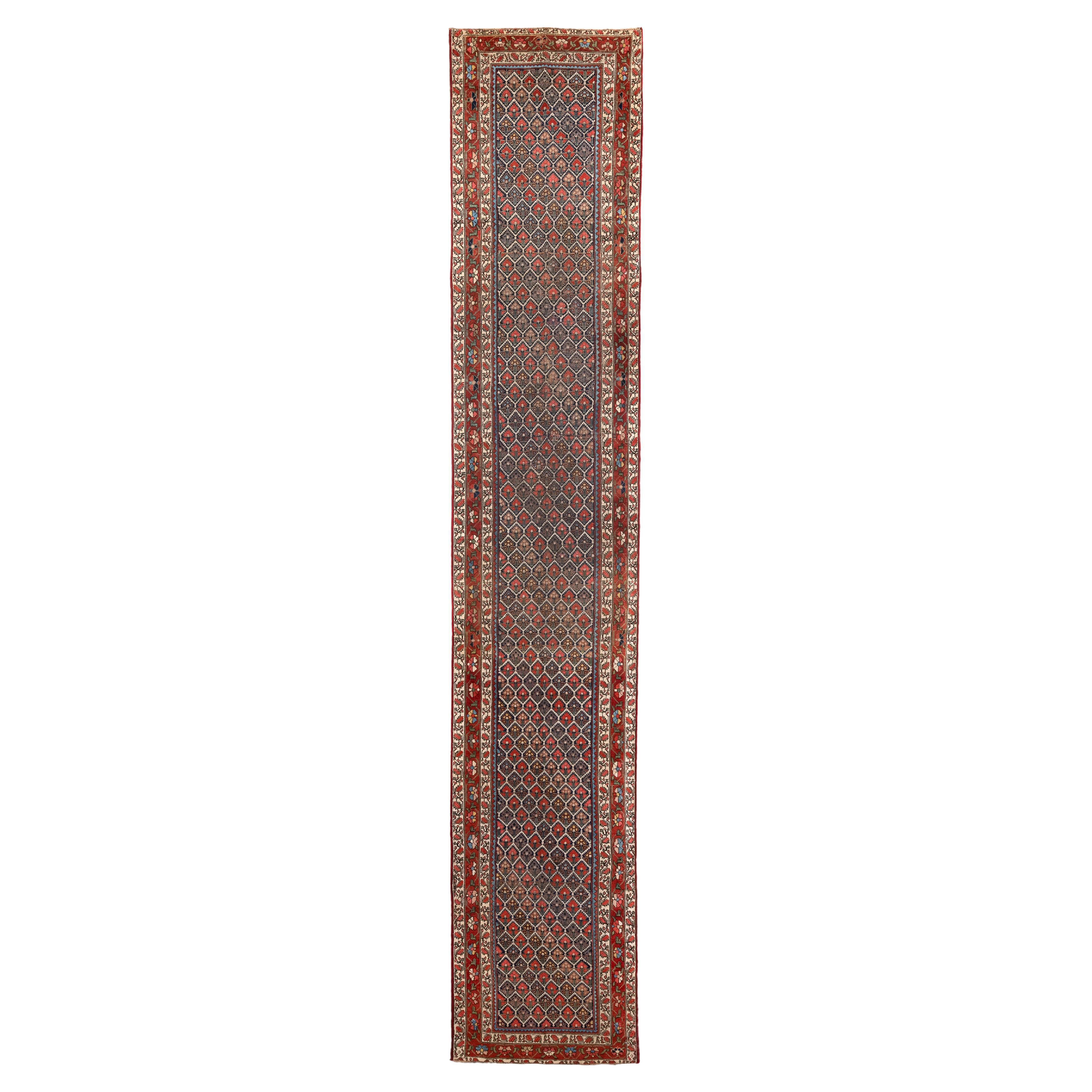 Antikes Malayer mit dunkelblauen und roten Details im Angebot