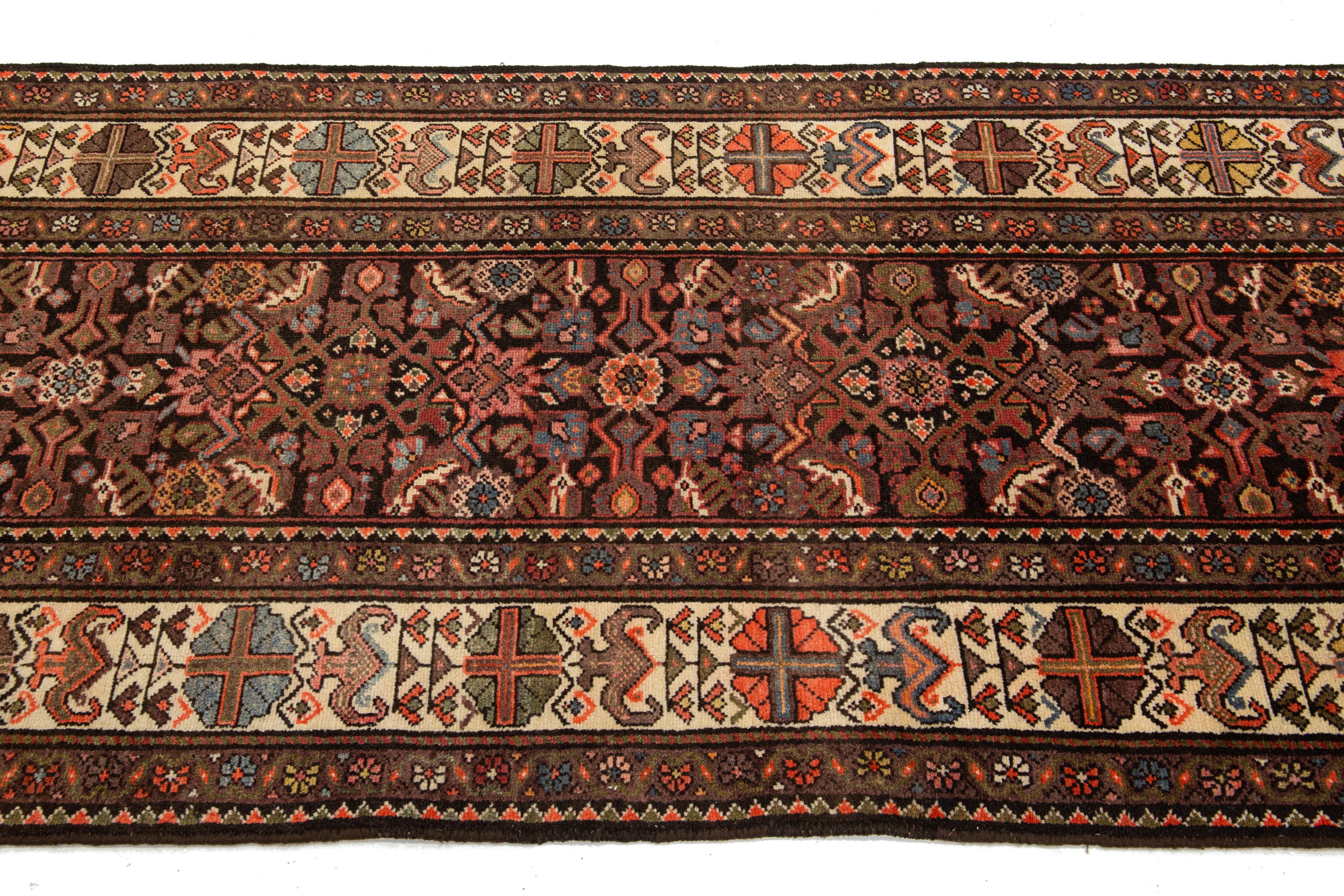 Antiker Malayer-Woll-Läufer, handgefertigt, mit mehrfarbigem, floralem Design (Handgeknüpft) im Angebot