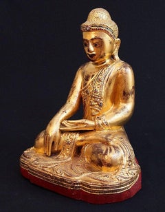 Antiker Mandalay-Buddha aus Birma