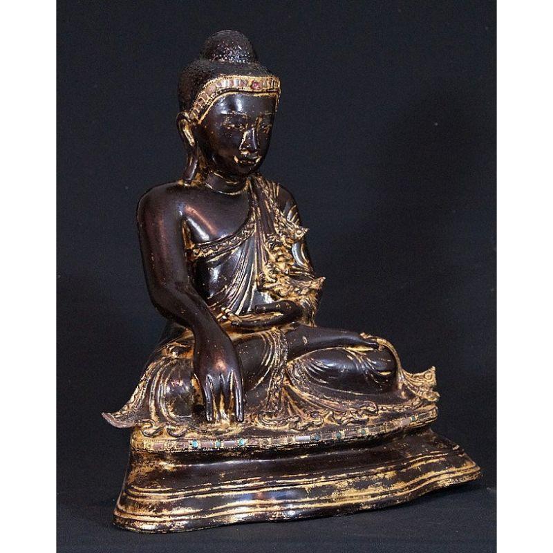 Bronze Antique Mandalay Buddha from Burma For Sale