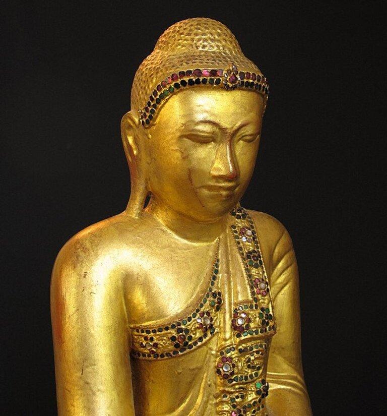 Antique Mandalay Buddha from Burma For Sale 1