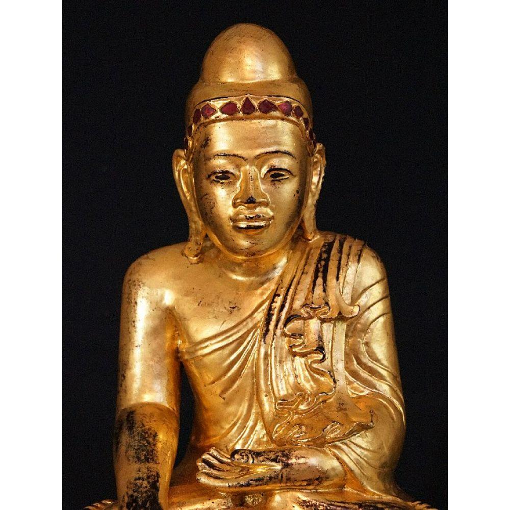 Antique Mandalay Buddha from Burma For Sale 2