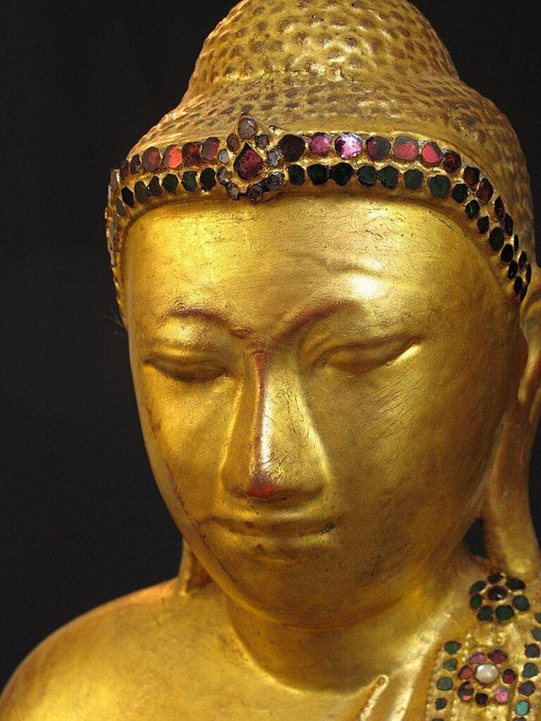 Antique Mandalay Buddha from Burma For Sale 3