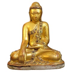 Antiker Mandalay-Buddha aus Birma