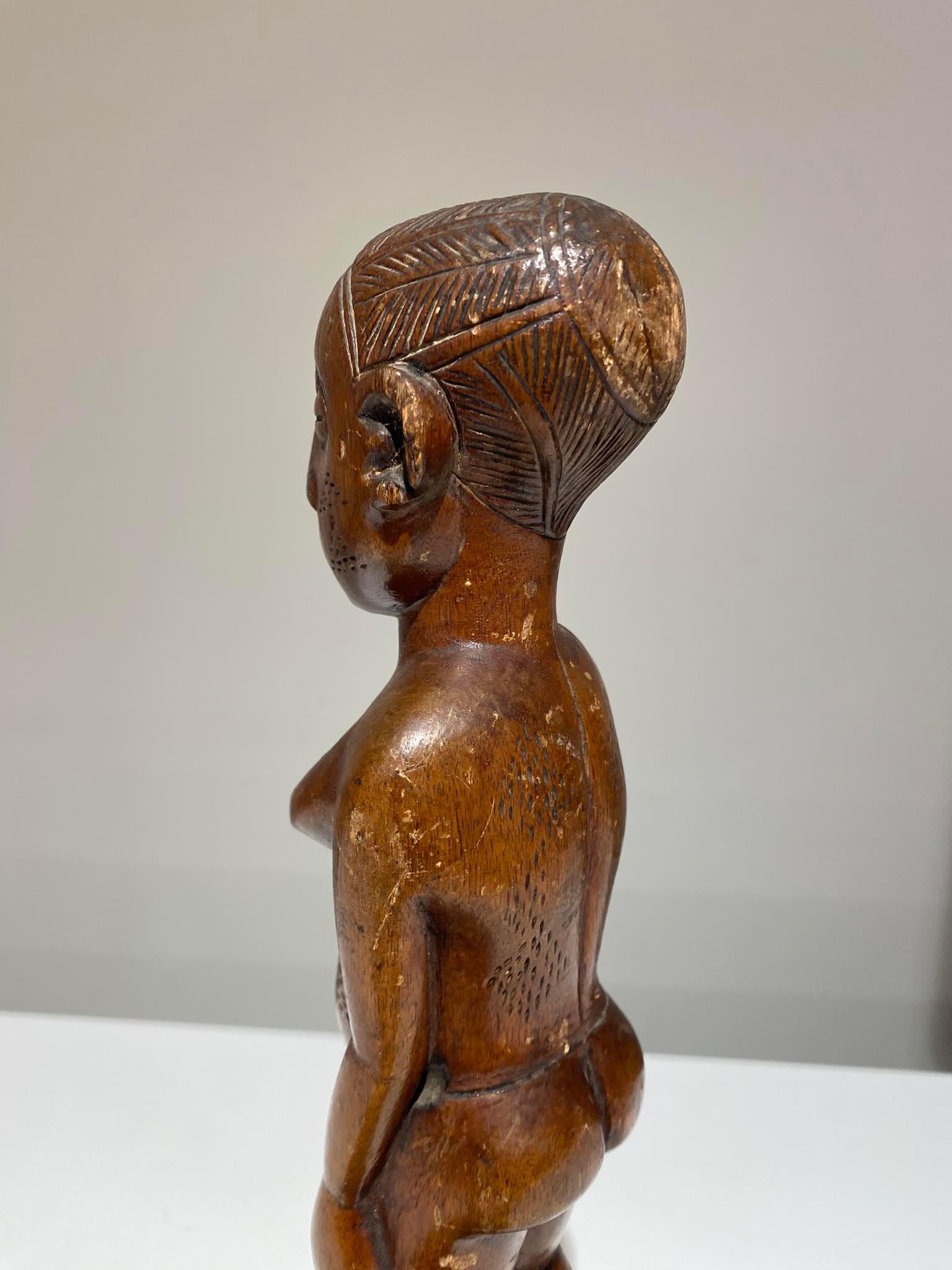 Antique Mangbetu tribe female Statue - DR Congo Region Uele - 19th century For Sale 7
