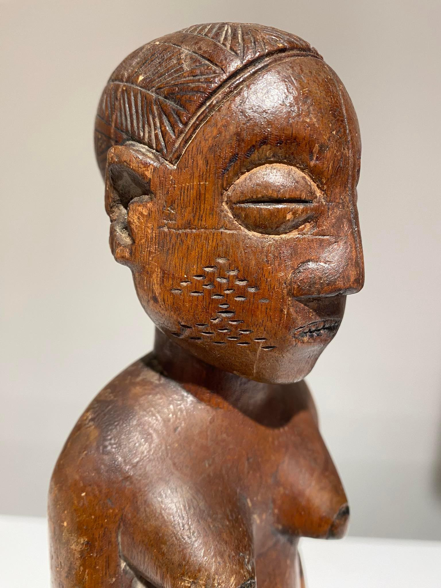 Antique Mangbetu tribe female Statue - DR Congo Region Uele - 19th century For Sale 8