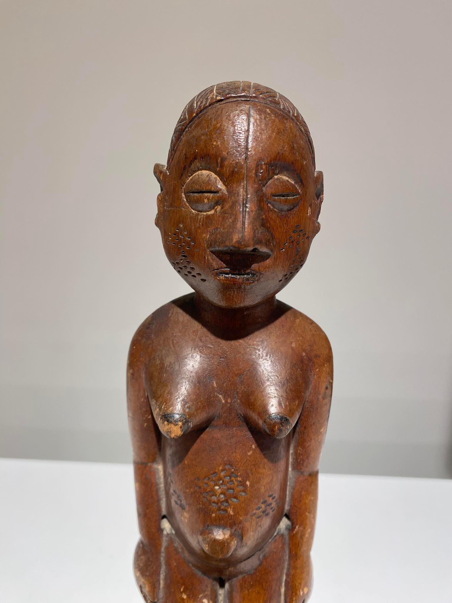 Antique Mangbetu tribe female Statue - DR Congo Region Uele - 19th century For Sale 1
