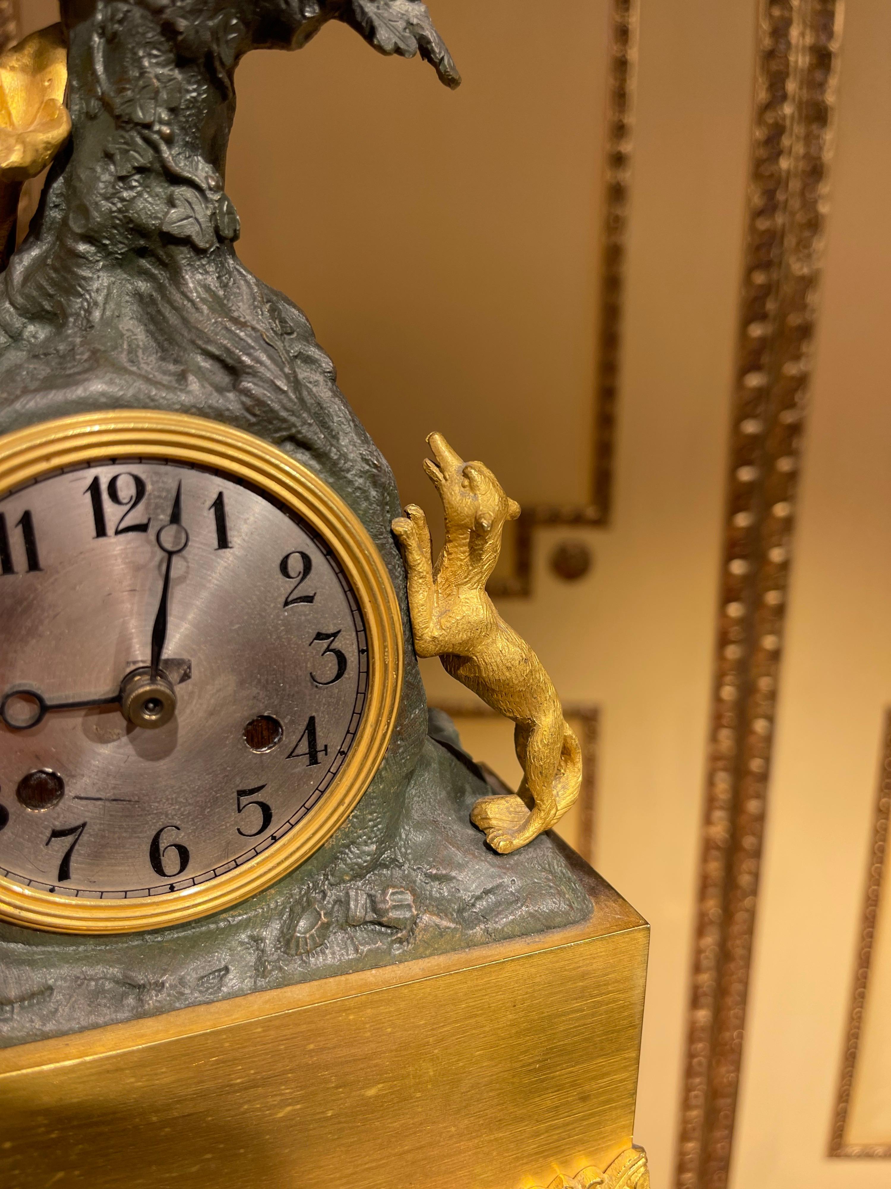Antique Mantel Clock from around 1850, France, Fire-Gilded For Sale 3
