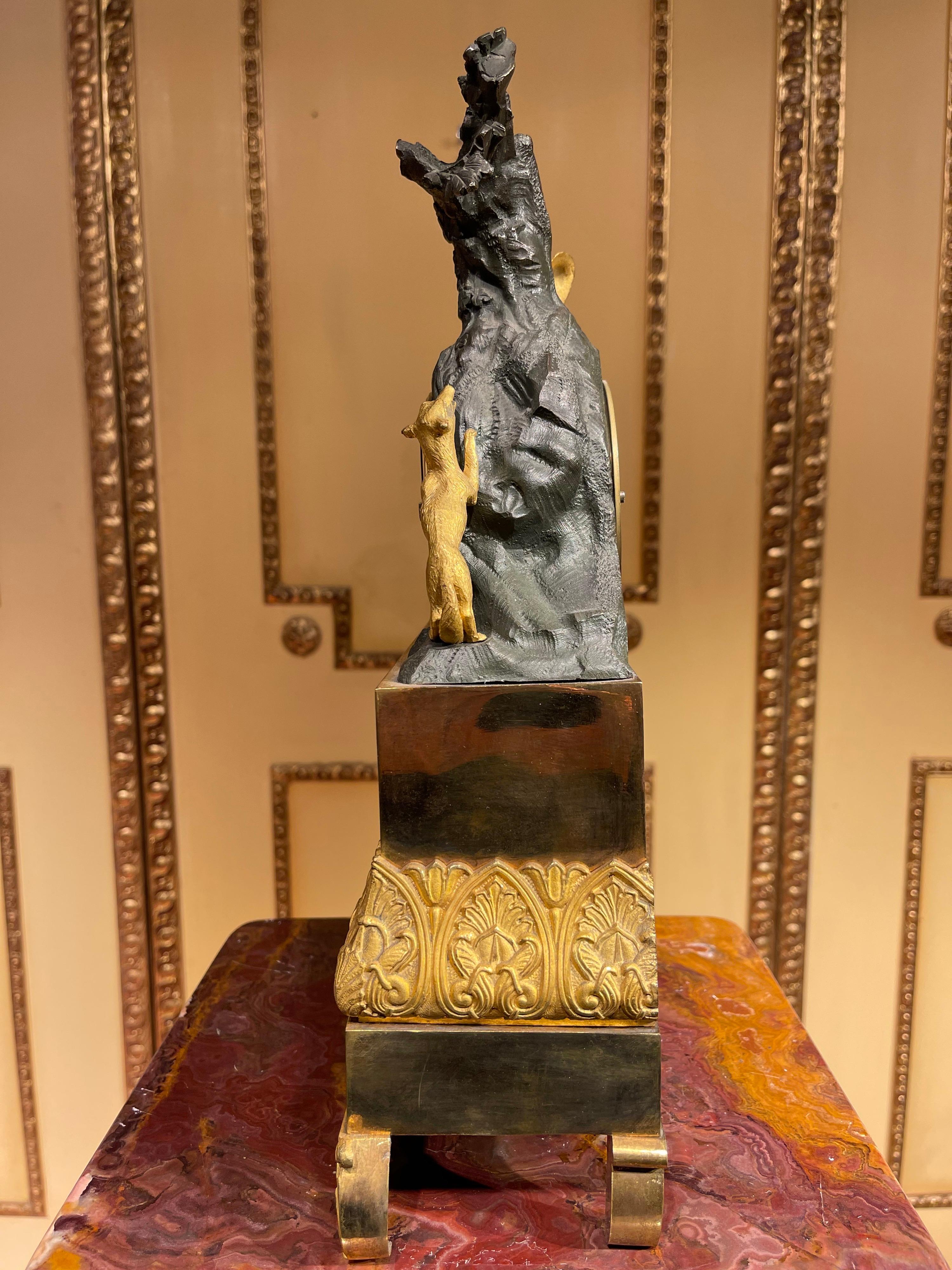 Reloj de chimenea antiguo de alrededor de 1850, Francia, dorado al fuego en Bueno estado para la venta en Berlin, DE