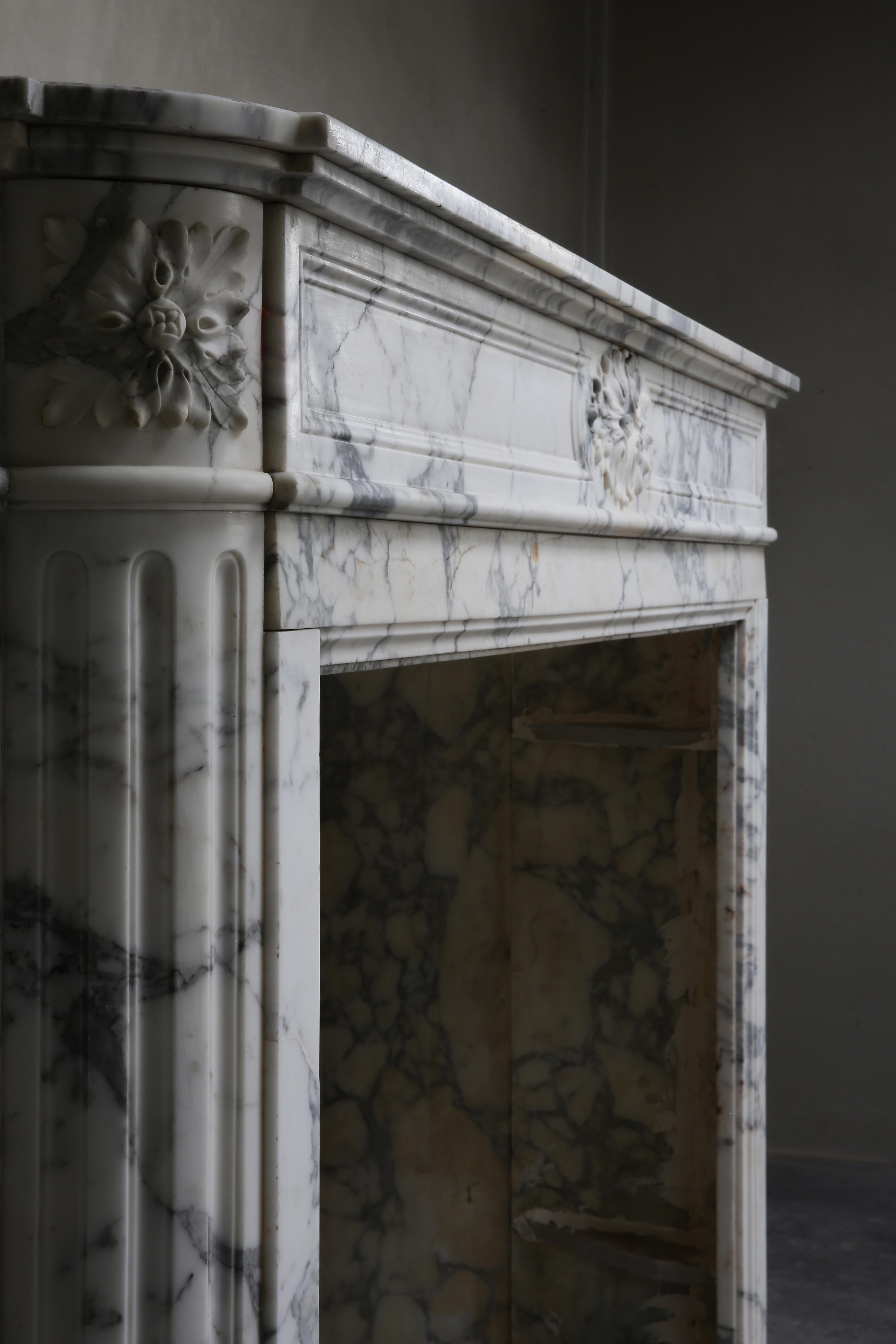 Antique Mantel of Arabescato Marble from Italy in Style of Louis XVI 6