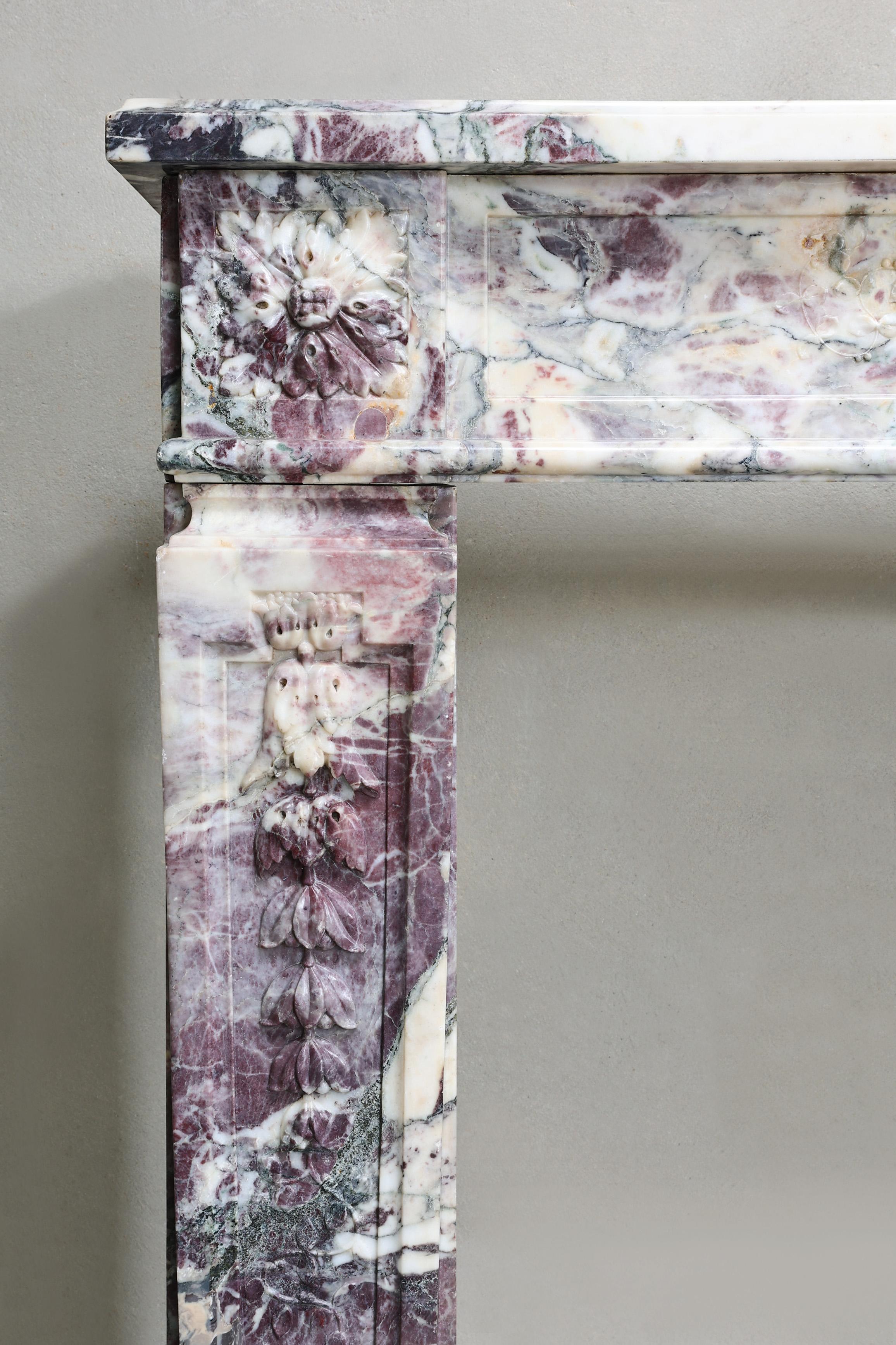 Antique Fireplace Mantel in Fleur de Pecher Marble For Sale 1