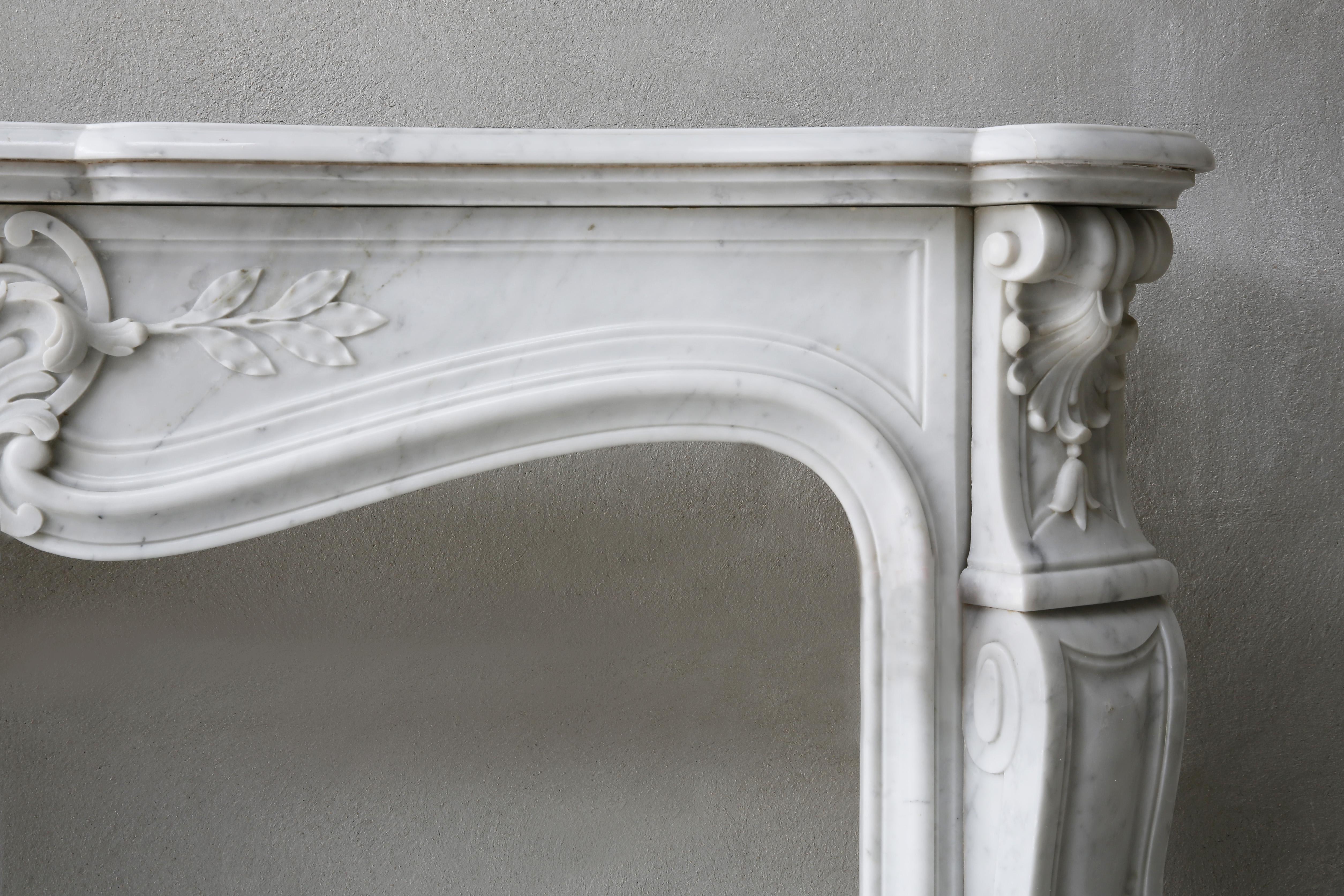 French Mantel of White Carrara Marble in Style of Louis XV from the 19th Century For Sale
