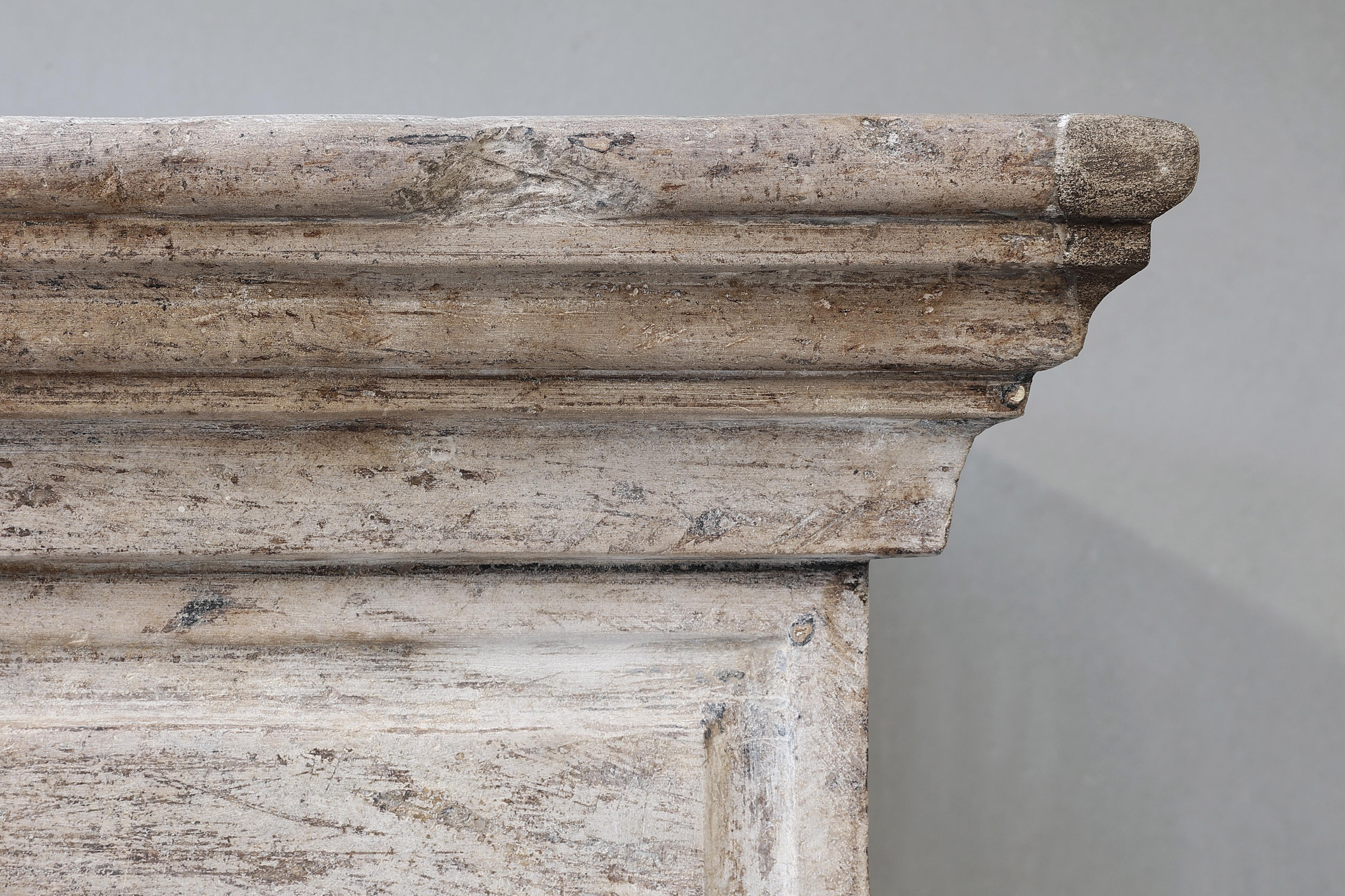 Antique Mantle of French Limestone in Campagnarde Style from the 19th Century In Good Condition In Made, NL