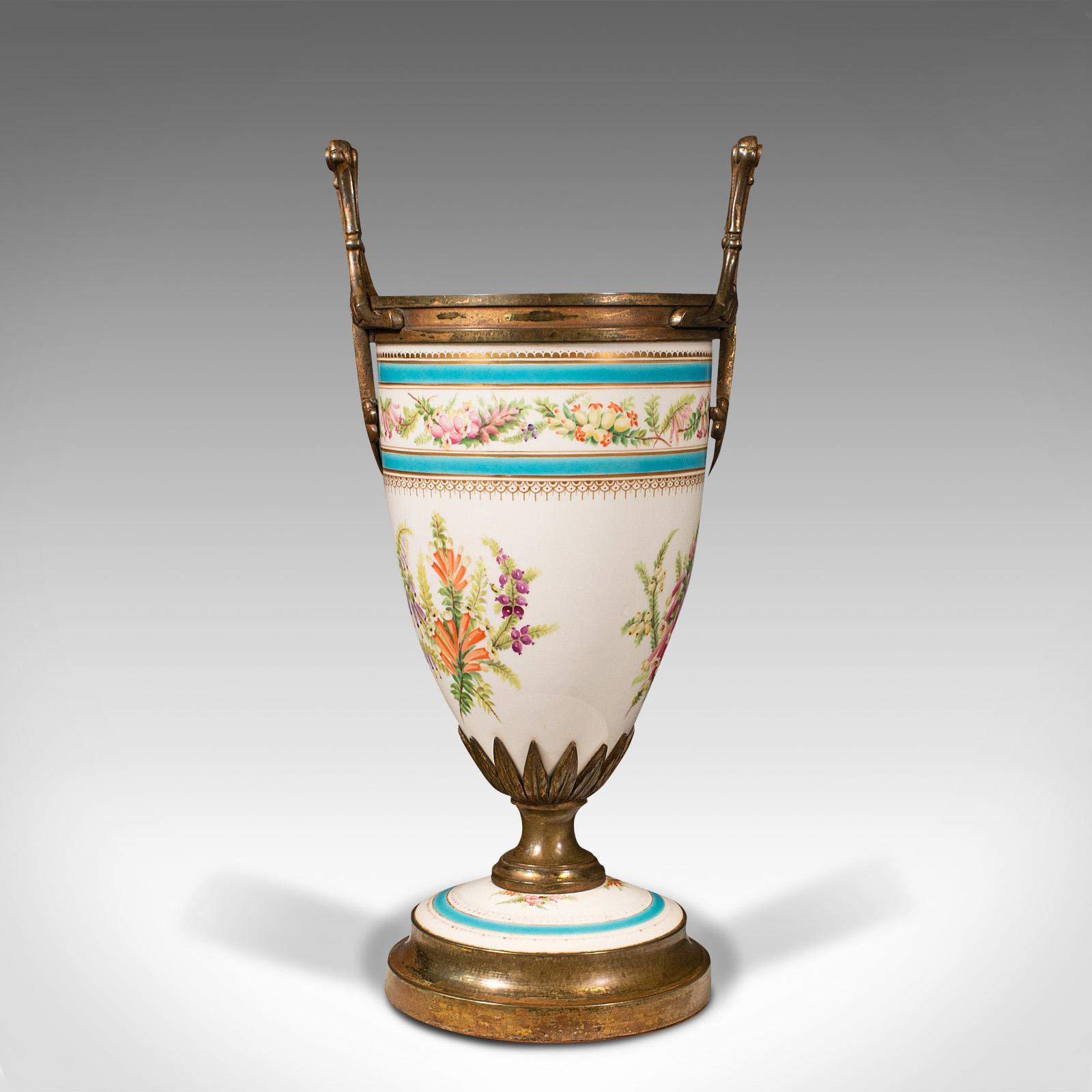 XIXe siècle Jardinière de cheminée ancienne, française, céramique, exposition, jardinière, victorienne en vente