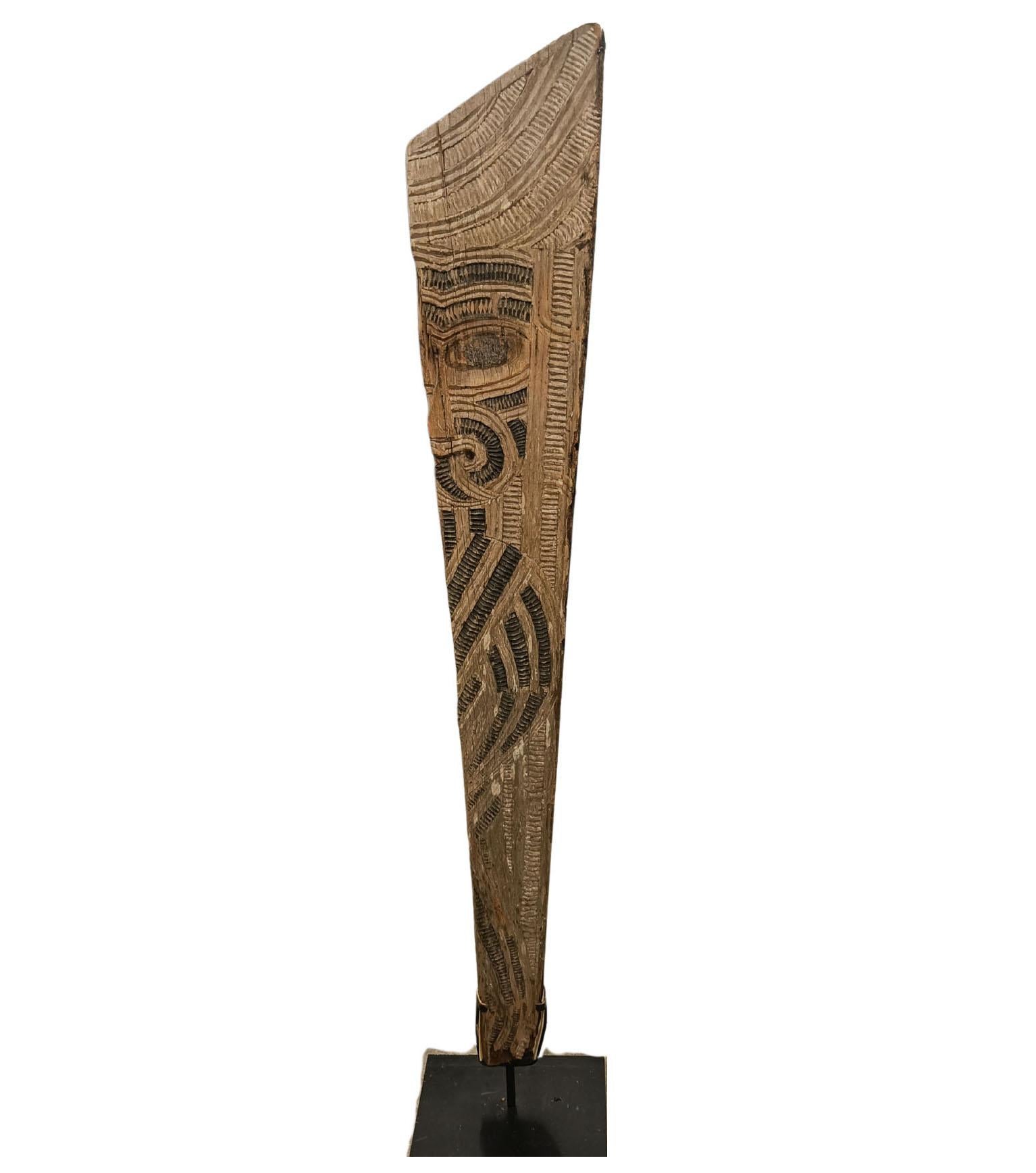 Antike Māori geschnitzt Hartholz architektonische Panel - Tiki   Ozeanisch Polynesisch (Neuseeland) im Angebot